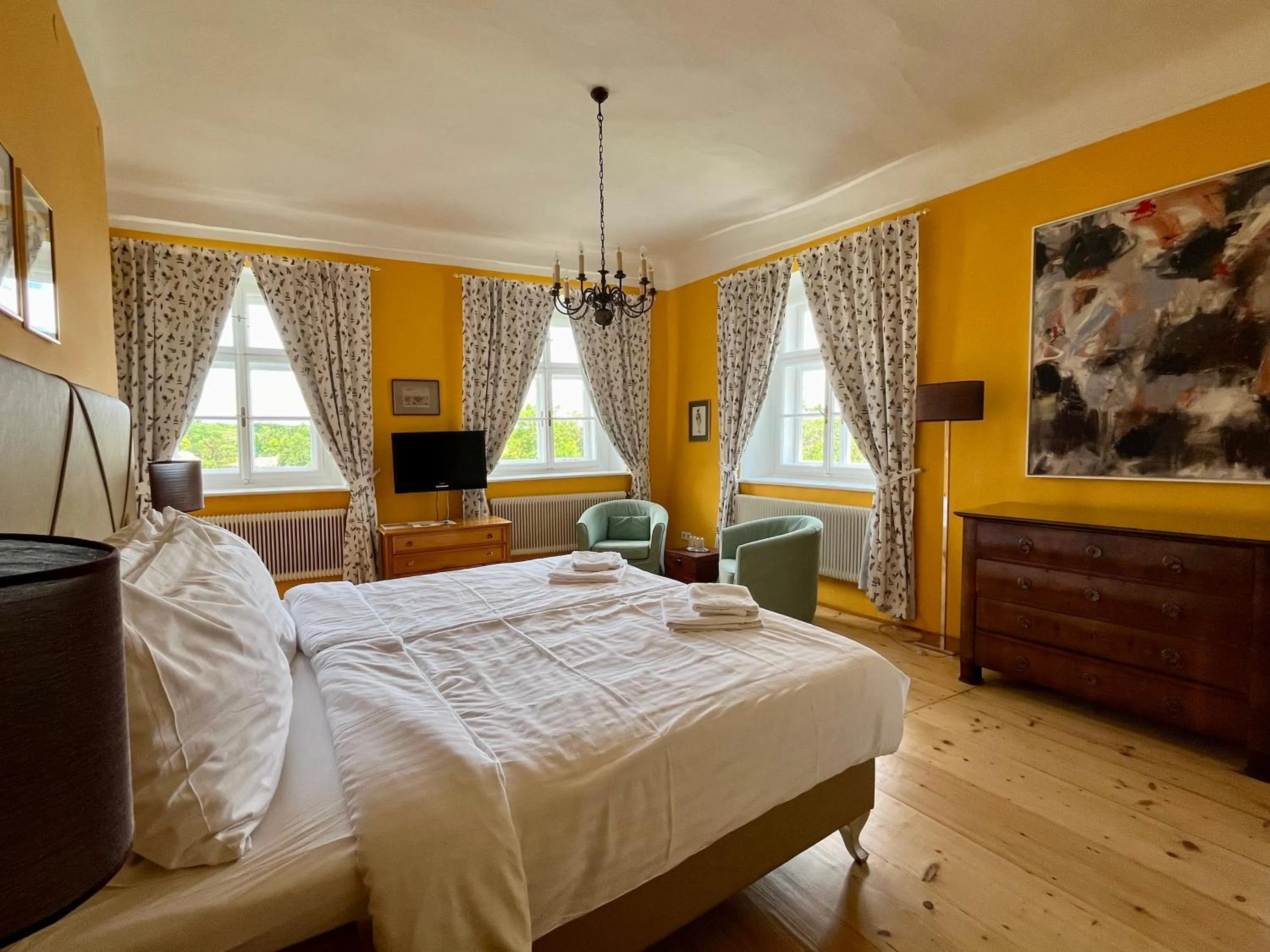 Bed in Schlosshotel Mailberg