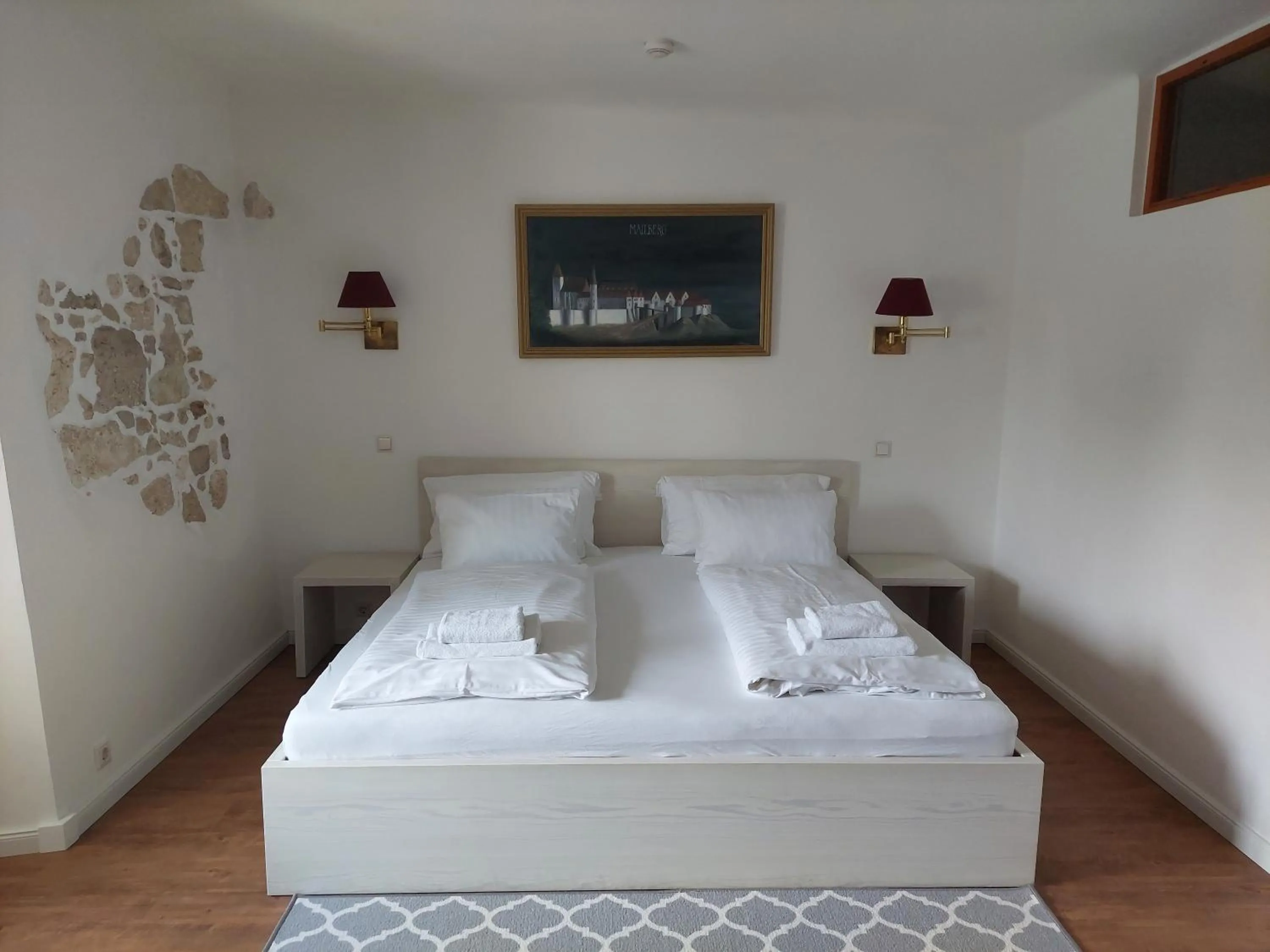 Bedroom, Bed in Schlosshotel Mailberg