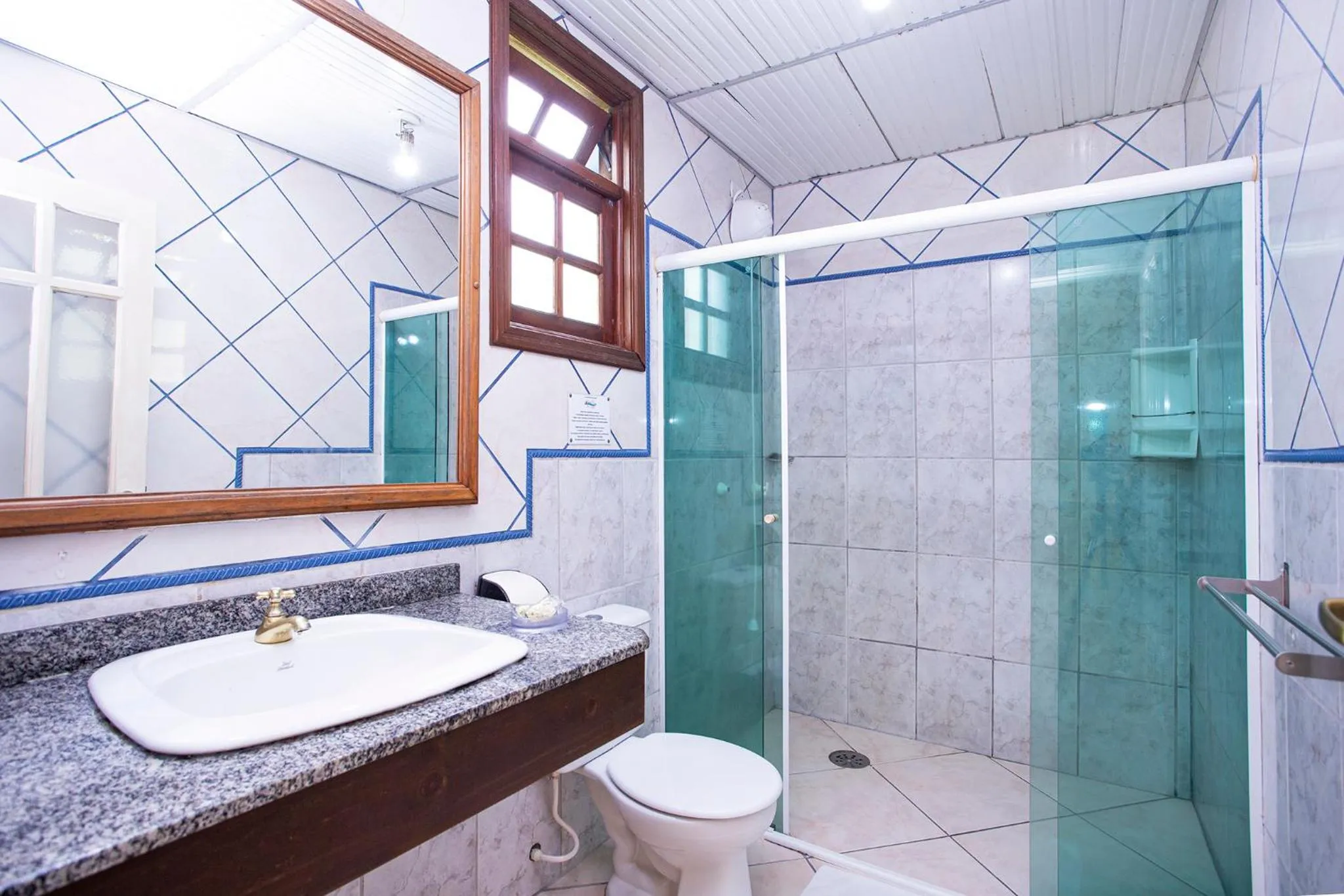 Shower in Hotel Alemão Beach de Ilhabela