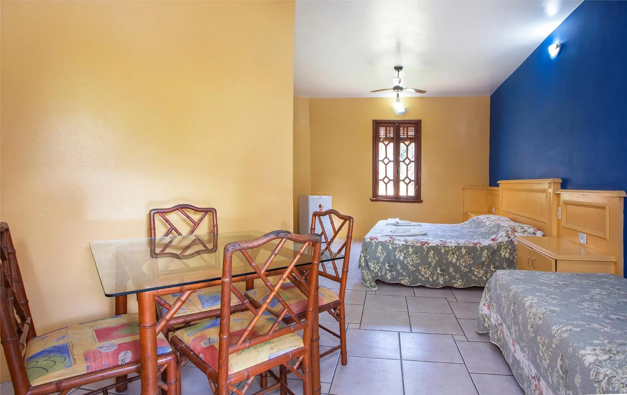 Photo of the whole room, Bed in Hotel Alemão Beach de Ilhabela