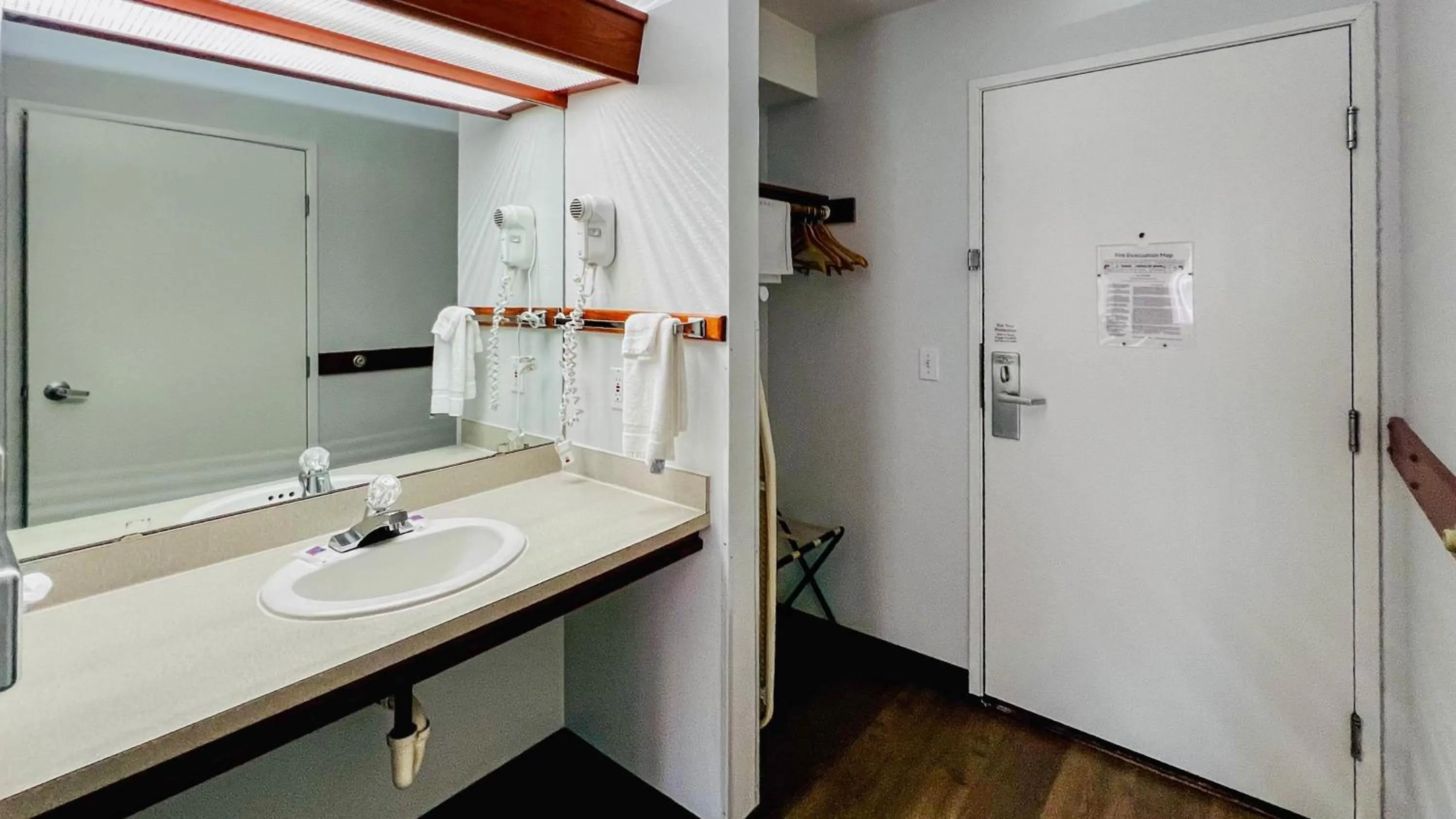 Bathroom in Studio 6 Suites Portland OR I-5 OHSU