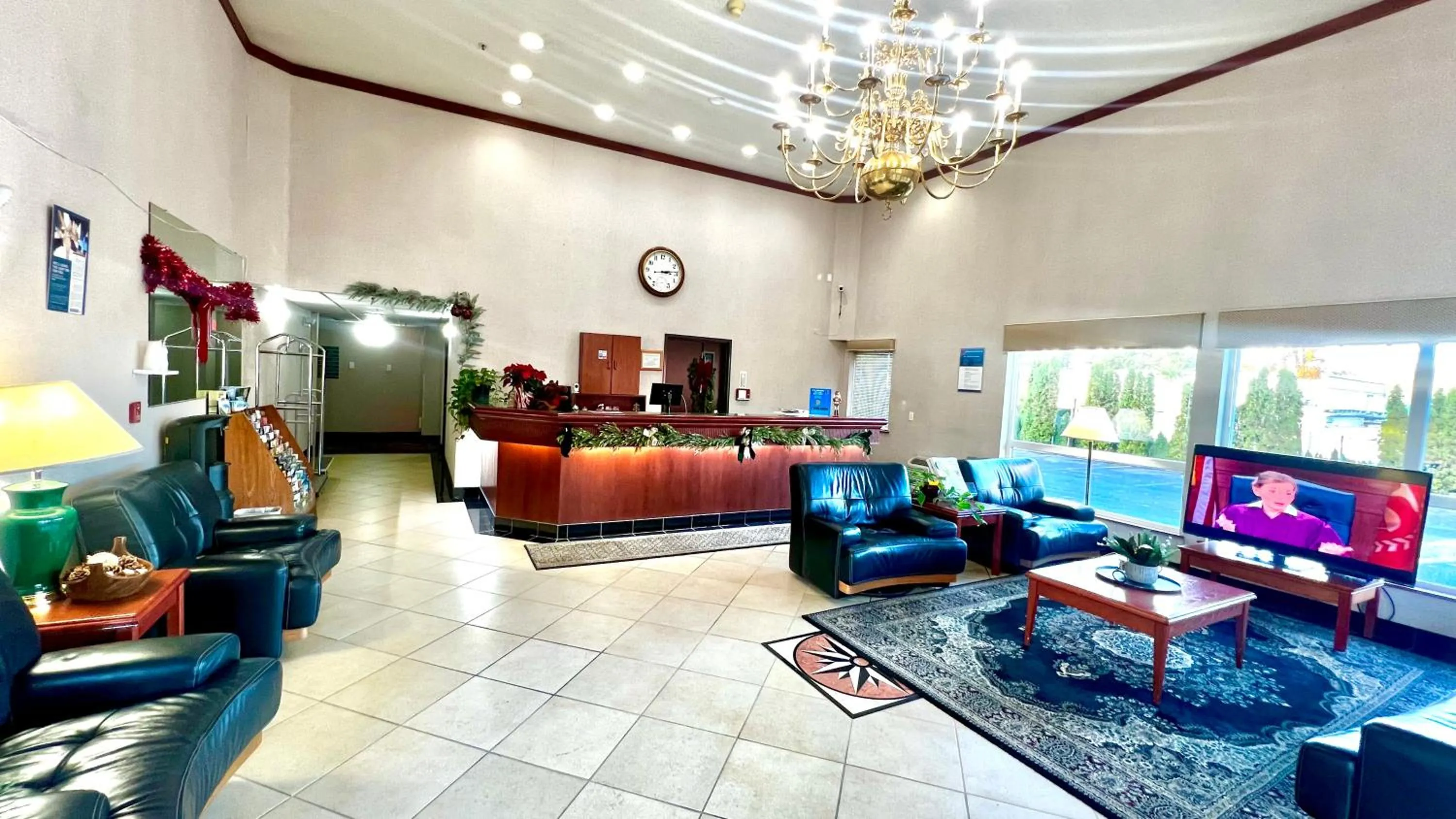 Lobby or reception in Studio 6 Suites Portland OR I-5 OHSU