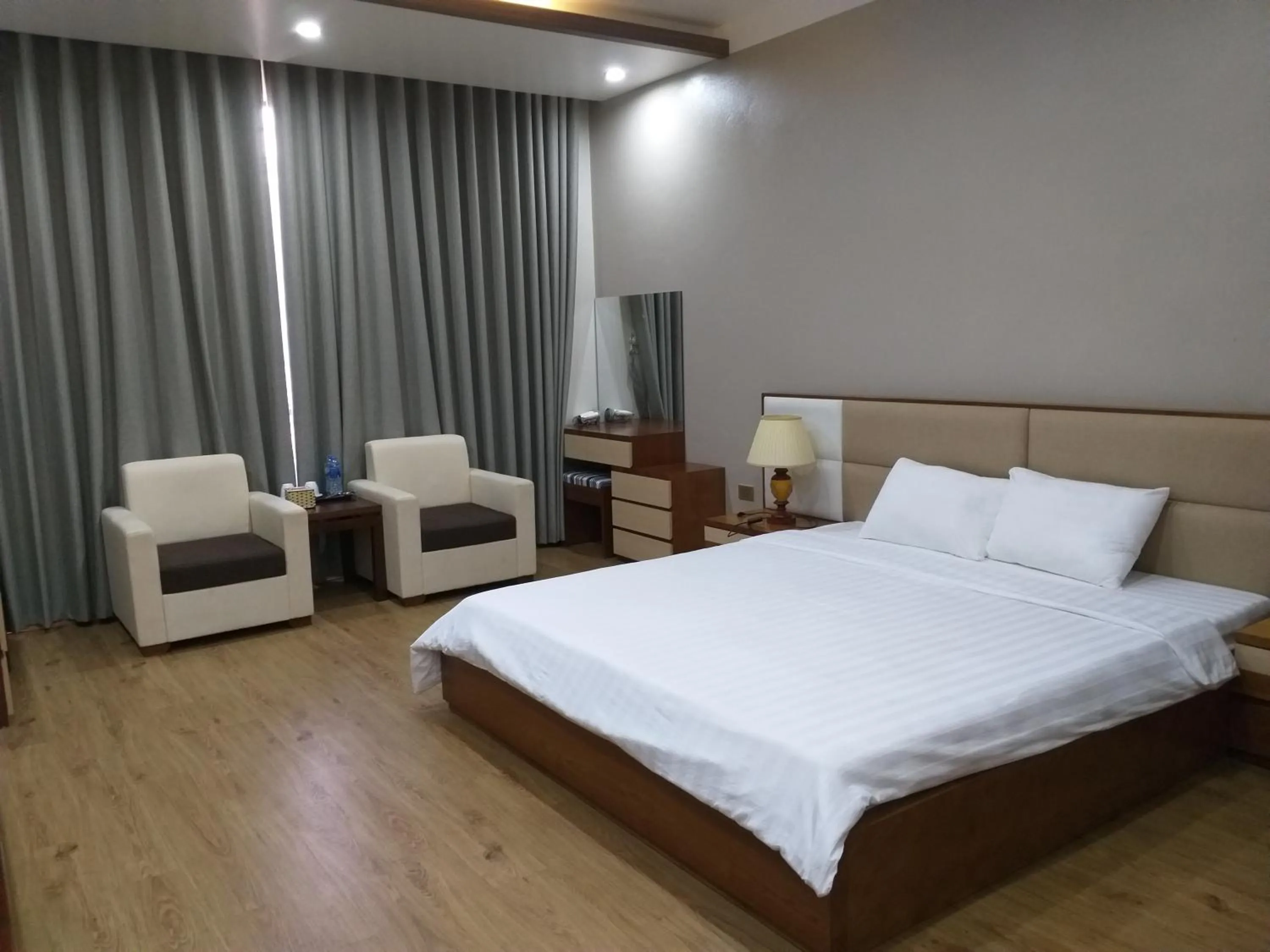 Bed in Vu Gia Khanh Apartment