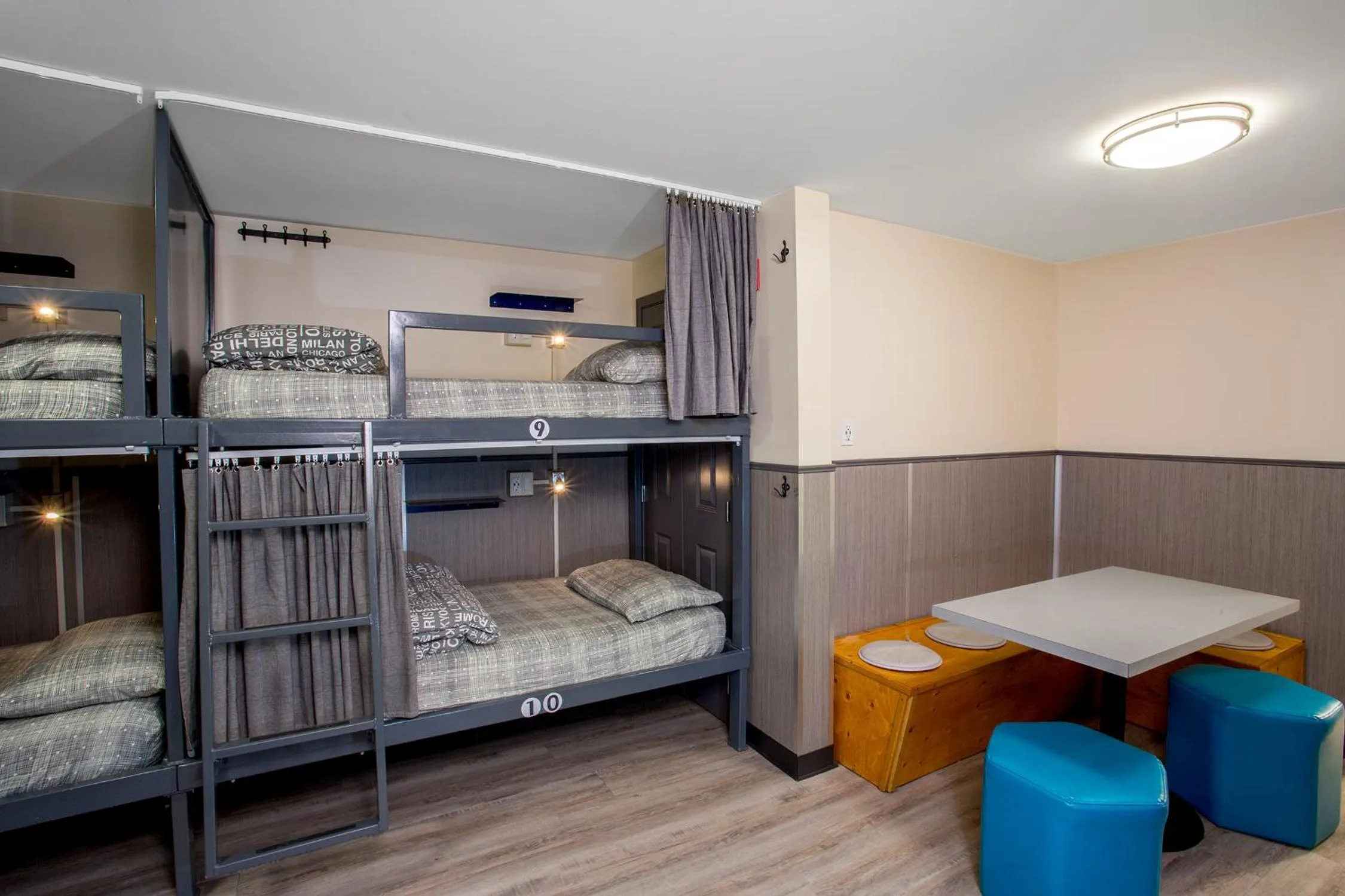 Bed in Jasper Downtown Hostel