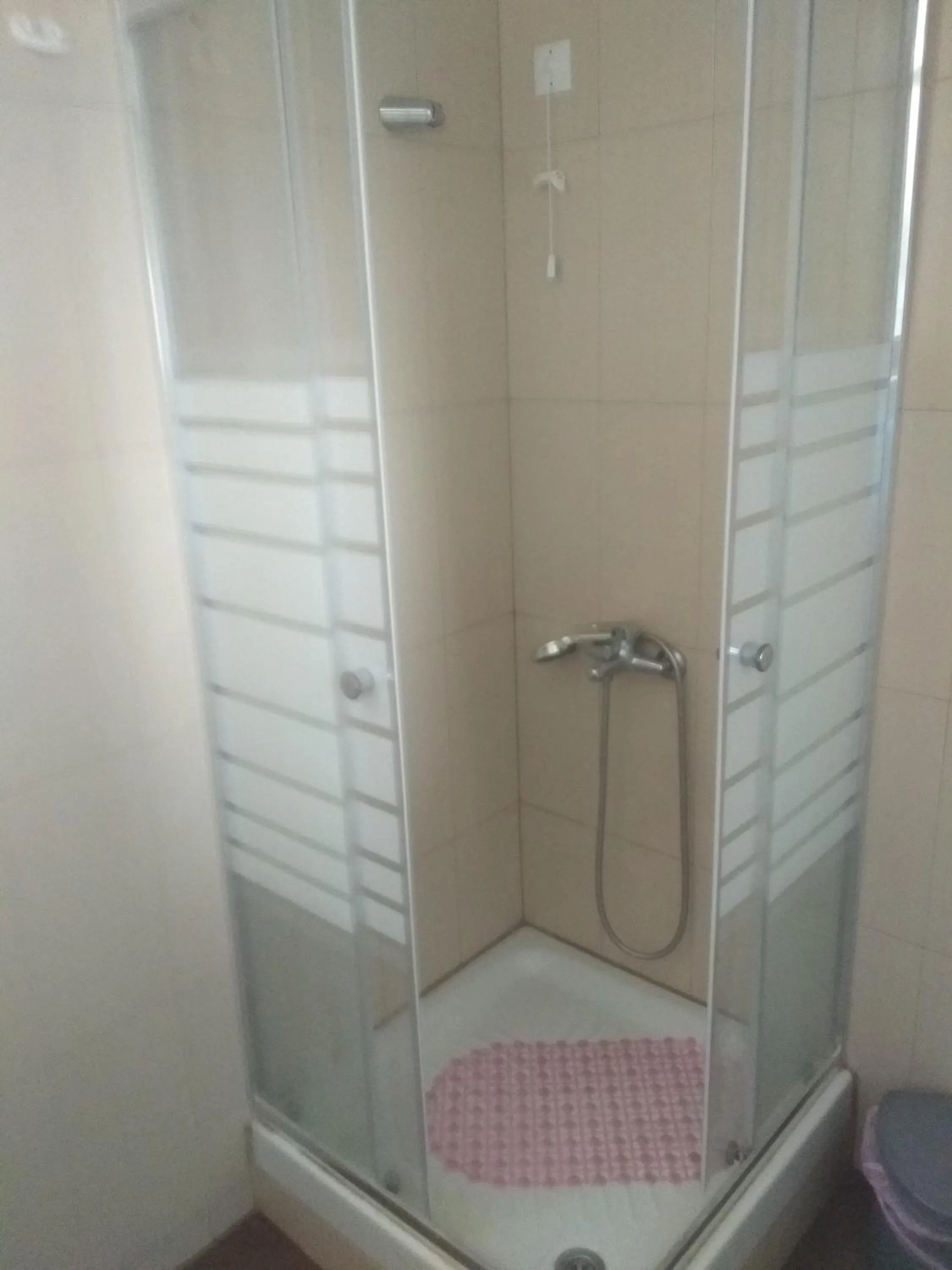 Bathroom in Pyrgos Sofokleous