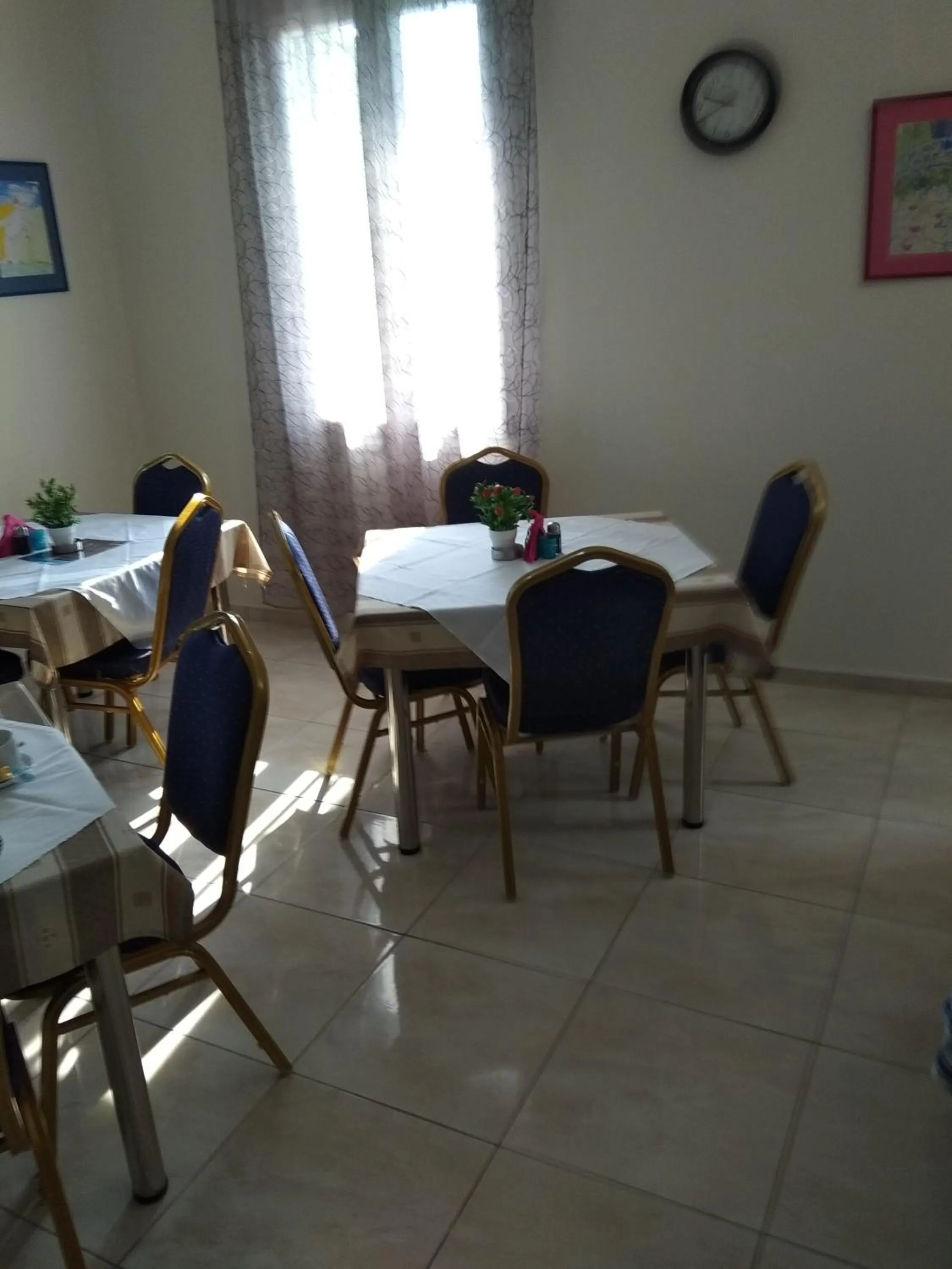 Restaurant/places to eat in Pyrgos Sofokleous