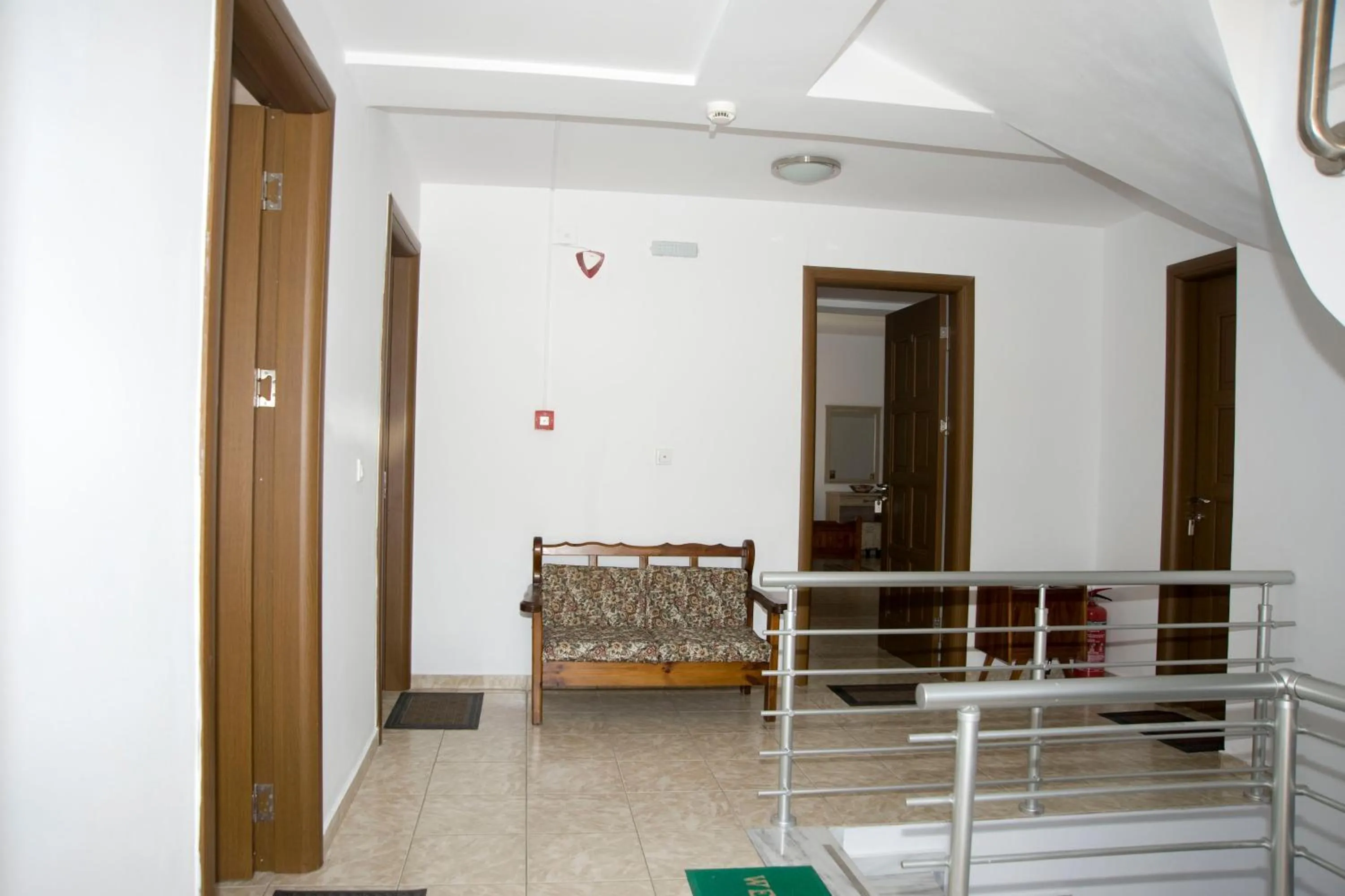 Facade/entrance, Bed in Pyrgos Sofokleous