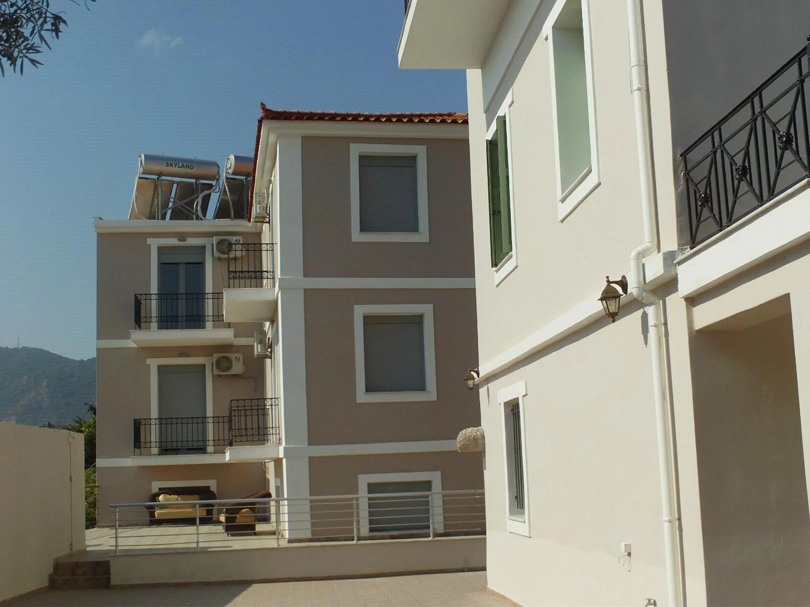 Garden in Pyrgos Sofokleous