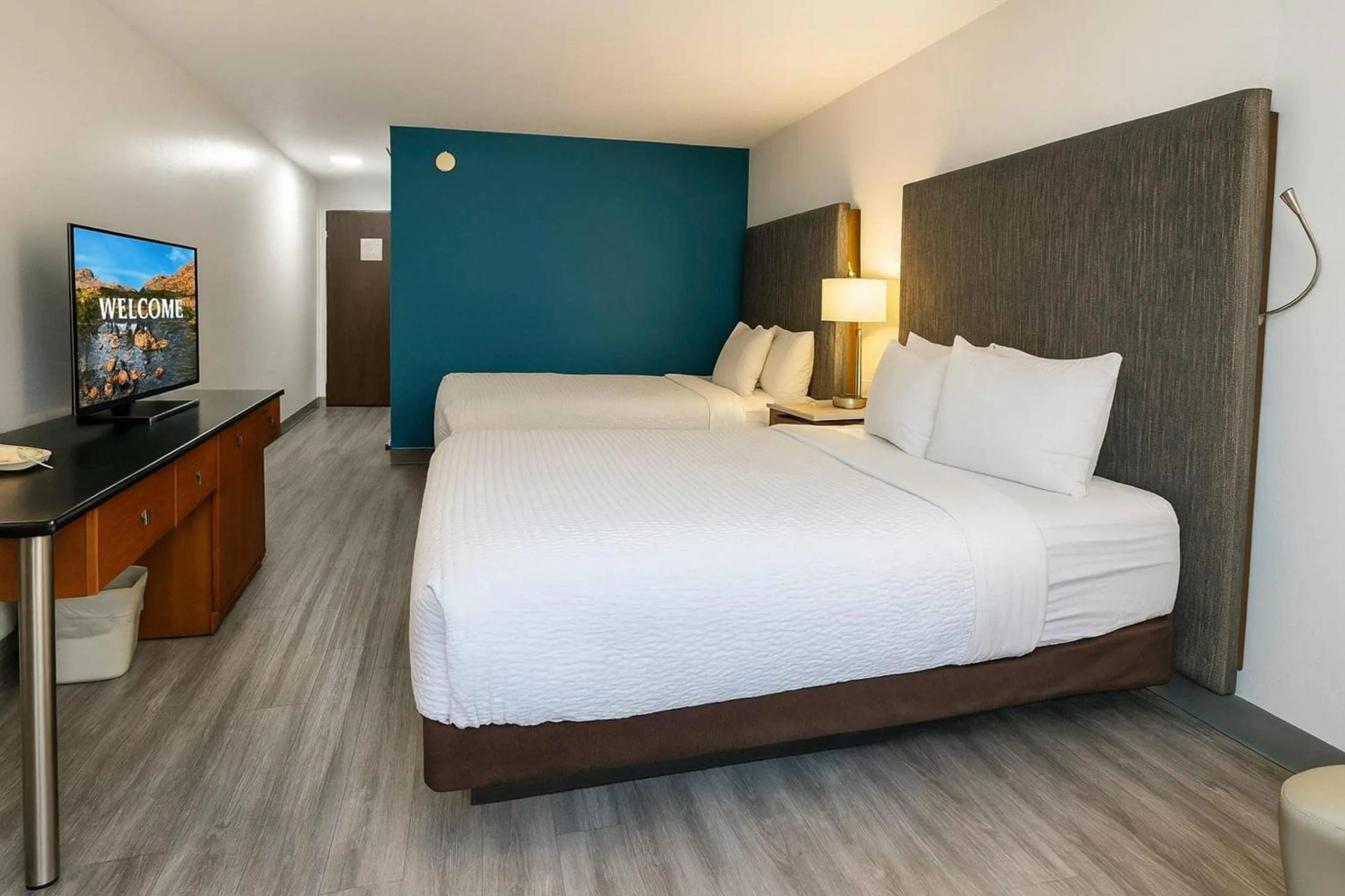 Bedroom, Bed in Clarion Inn Idaho Falls Riverfront