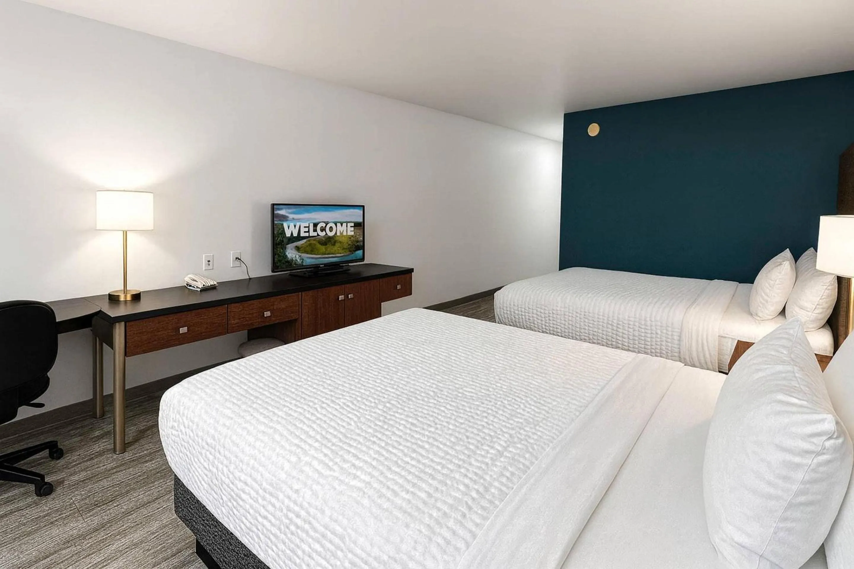Bedroom, Bed in Clarion Inn Idaho Falls Riverfront