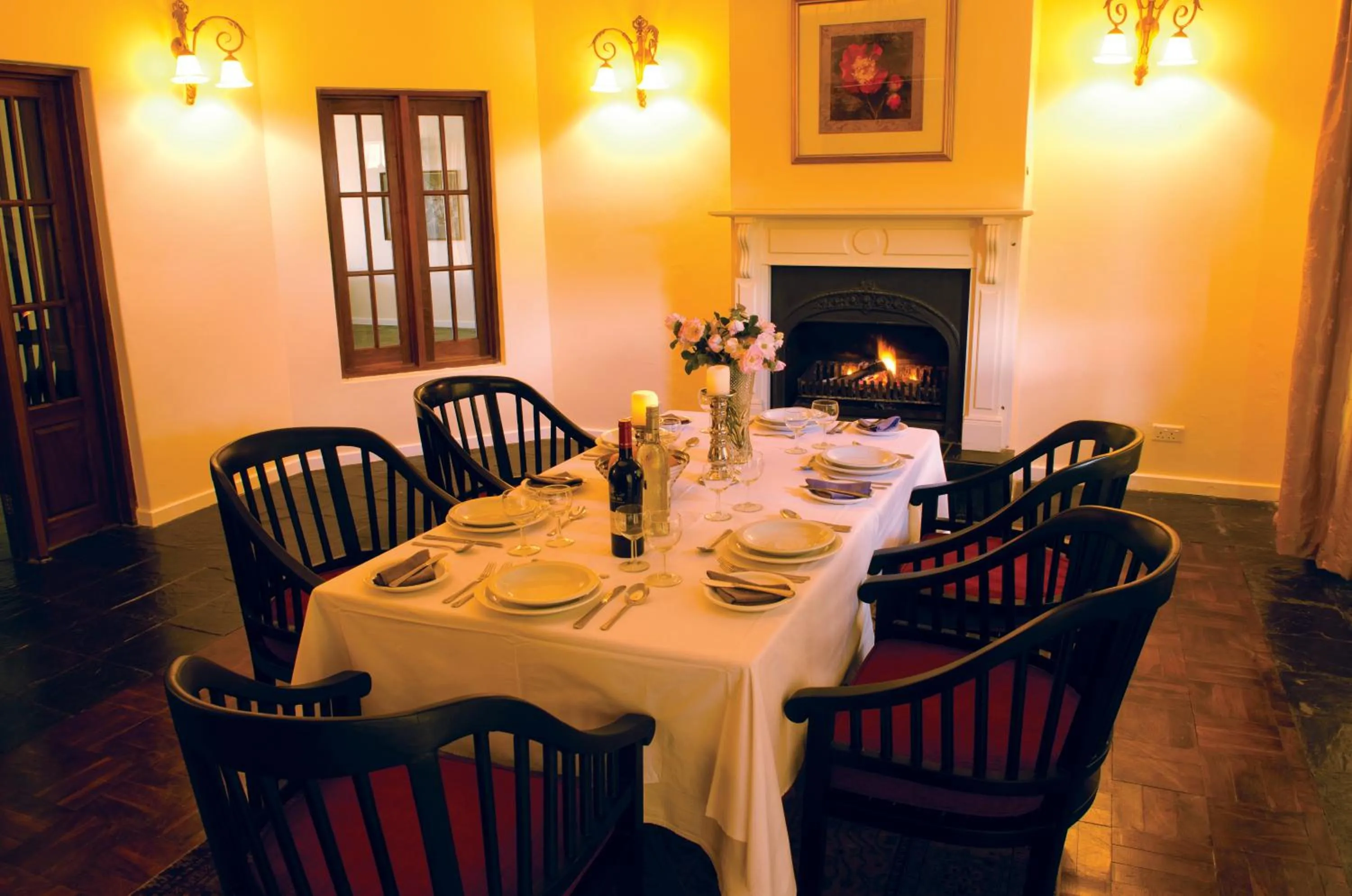 Restaurant/places to eat in Game Haven Lodge