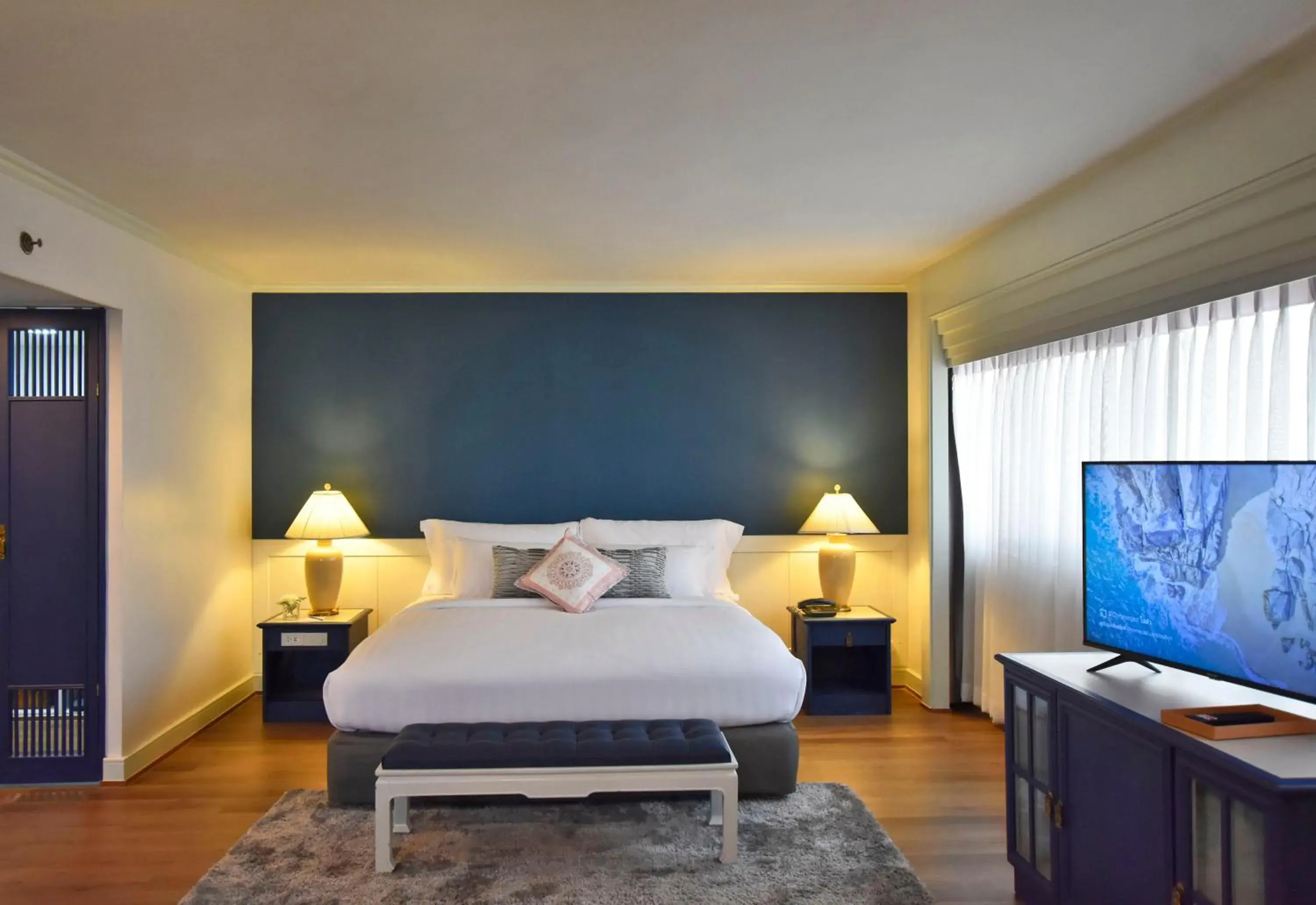 Grand Jacuzzi Suite Balcony in Grand China Bangkok Grand Jacuzzi Suite Balcony in Grand China Bangkok