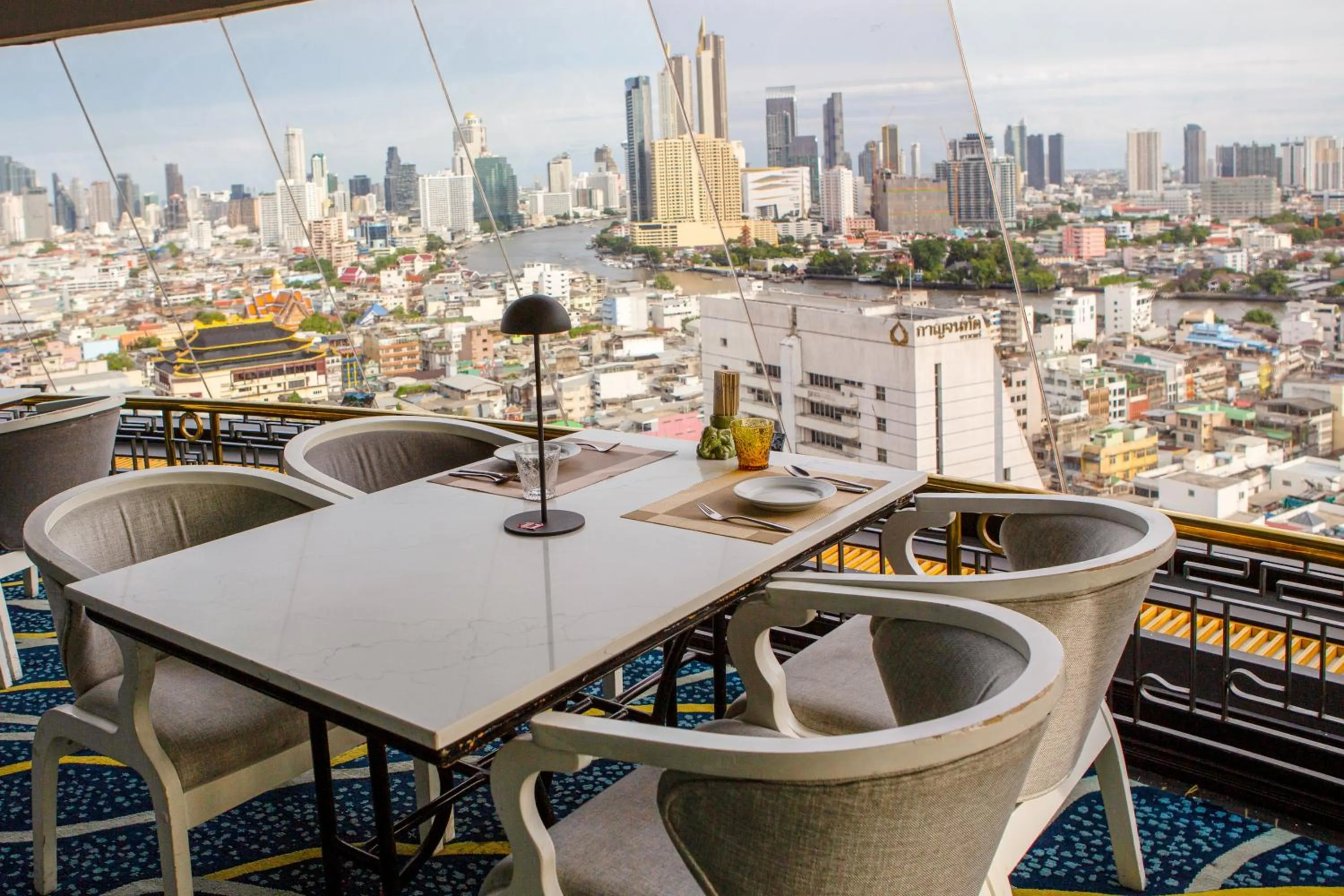 Restaurant/places to eat in Grand China Bangkok