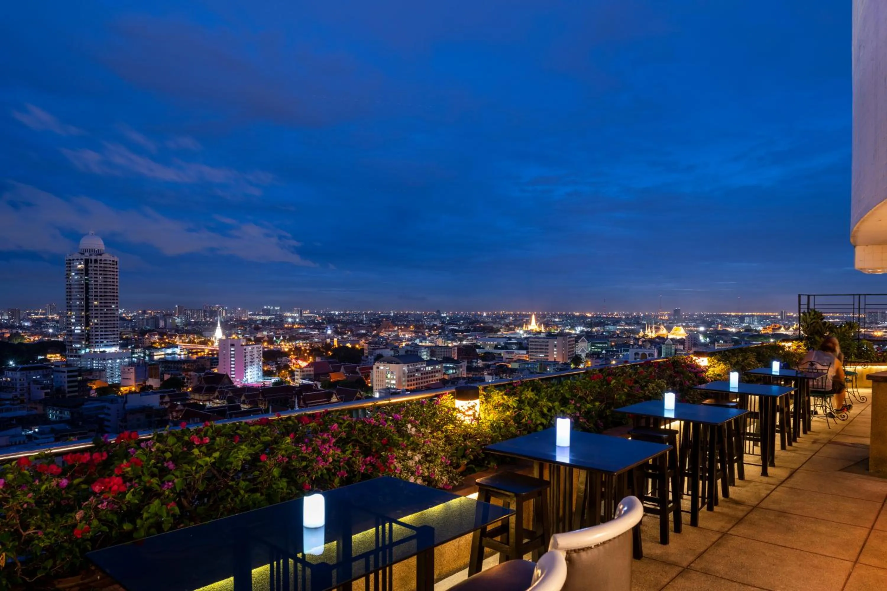 Restaurant/places to eat in Grand China Bangkok