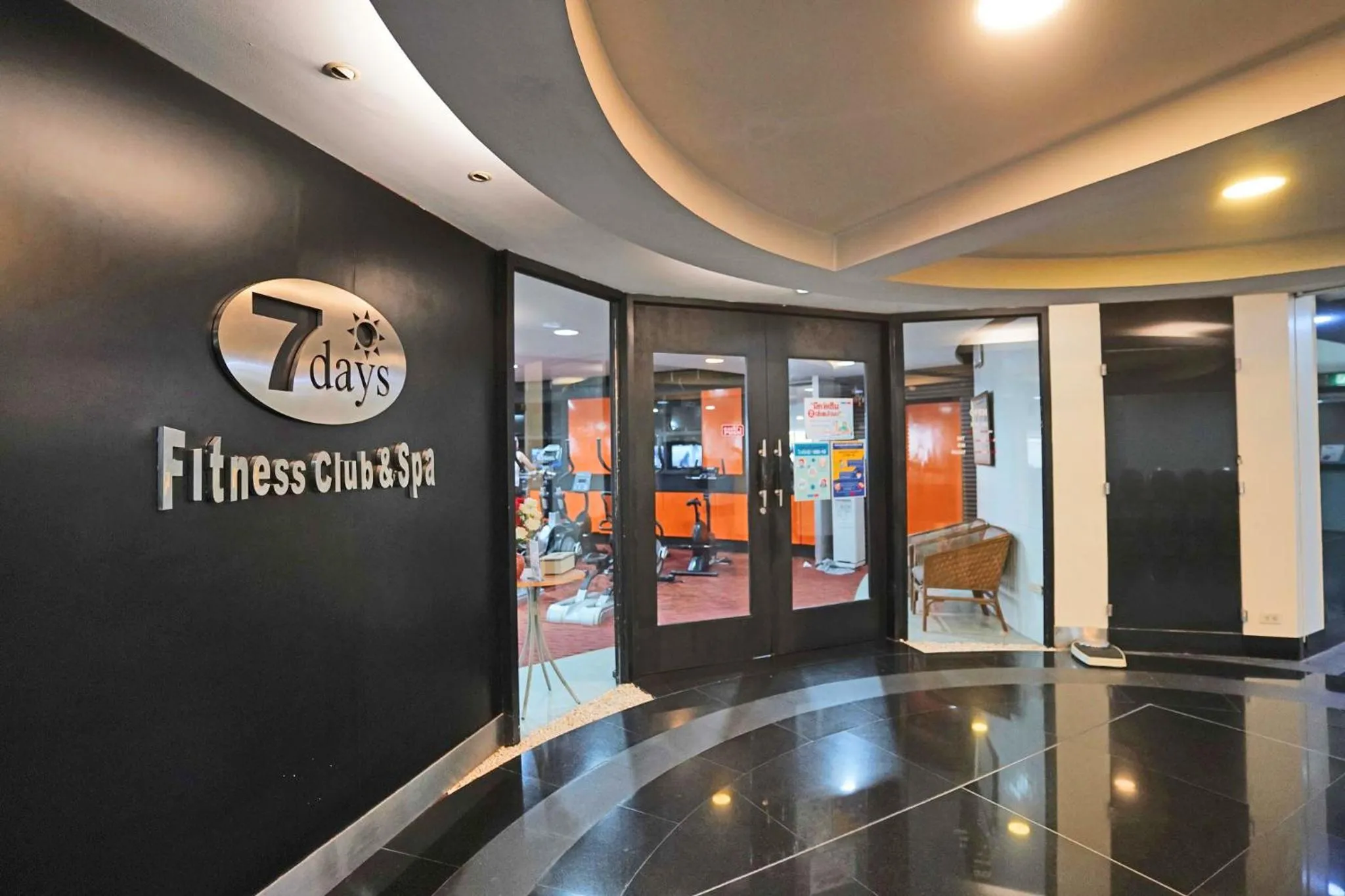 Fitness centre/facilities in Grand China Bangkok