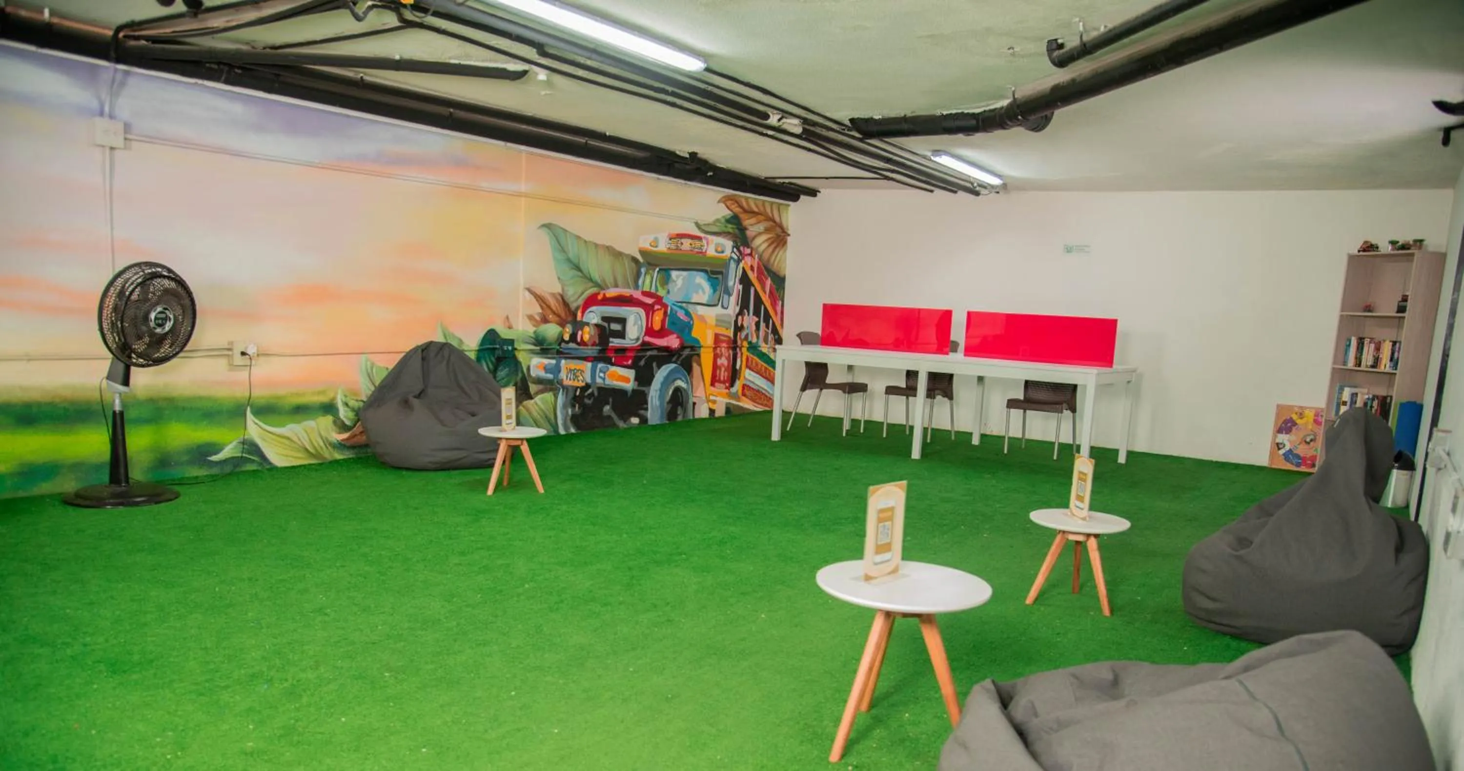 Seating area in Medellín Vibes Hostel