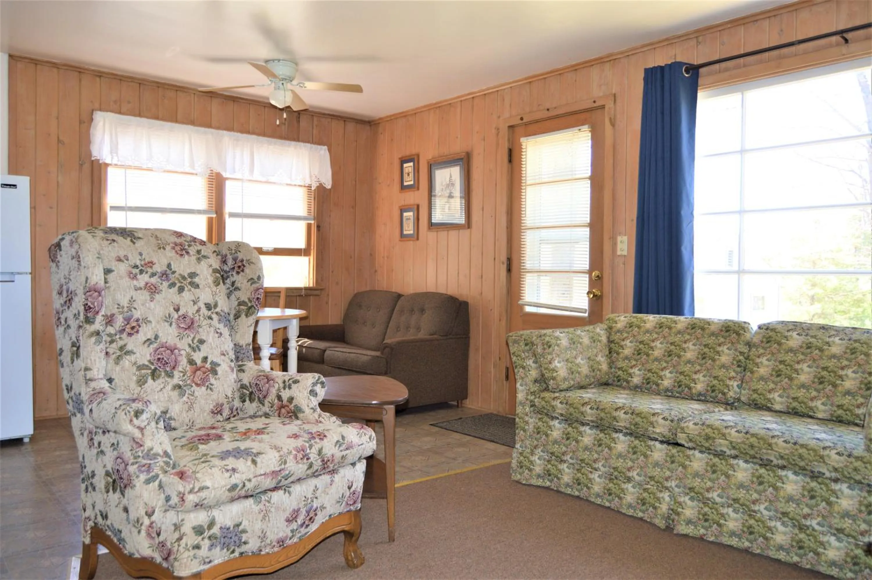 Living room in Baileys Sunset Cottages