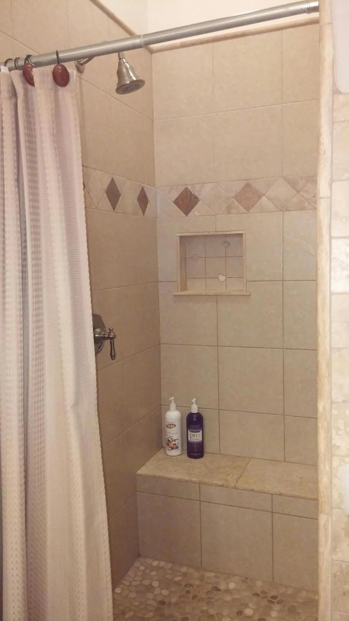 Shower in DiamondStone Guest Lodges