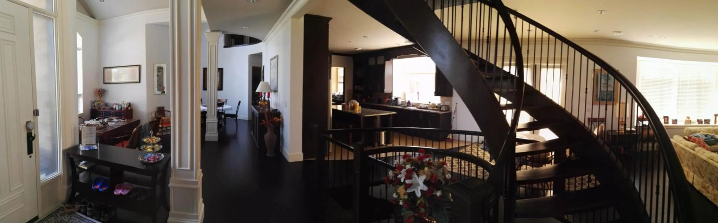 Living room in Sunny Island by White Rock B&B