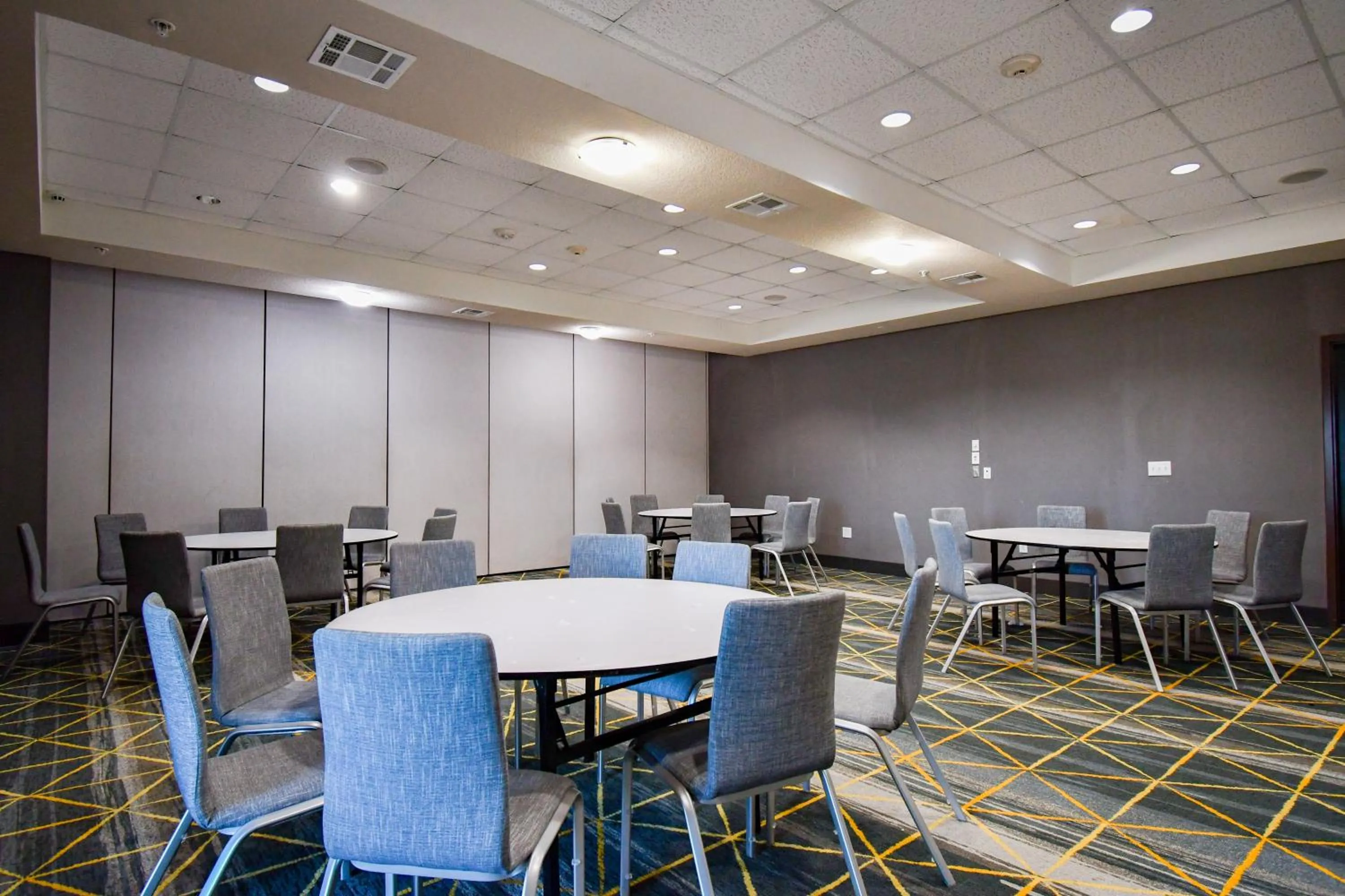 Holiday Inn San Antonio North Stone Oak Area by IHG-Newly Renovated
