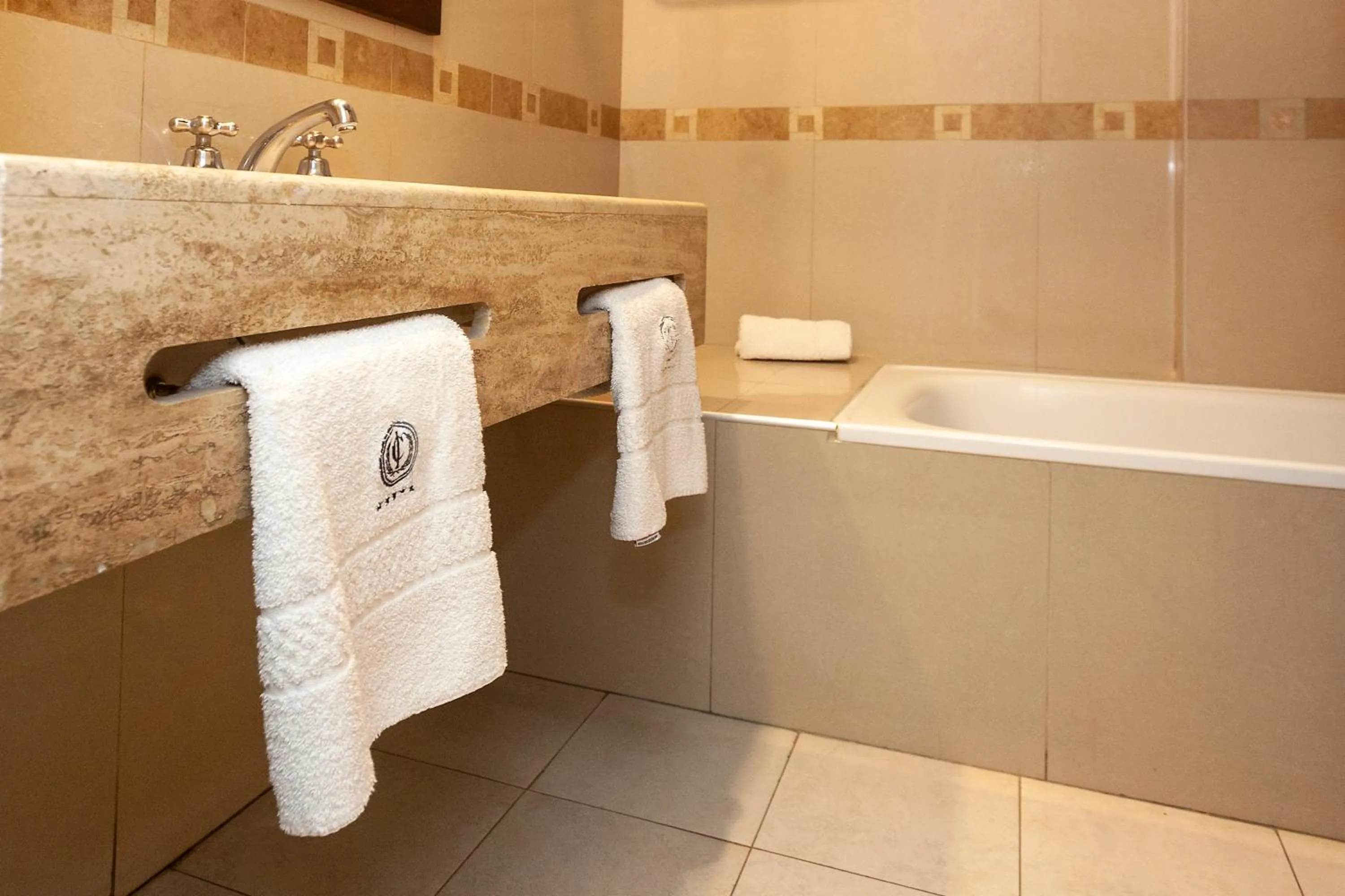 Bathroom in Hotel Catalinas Tucuman