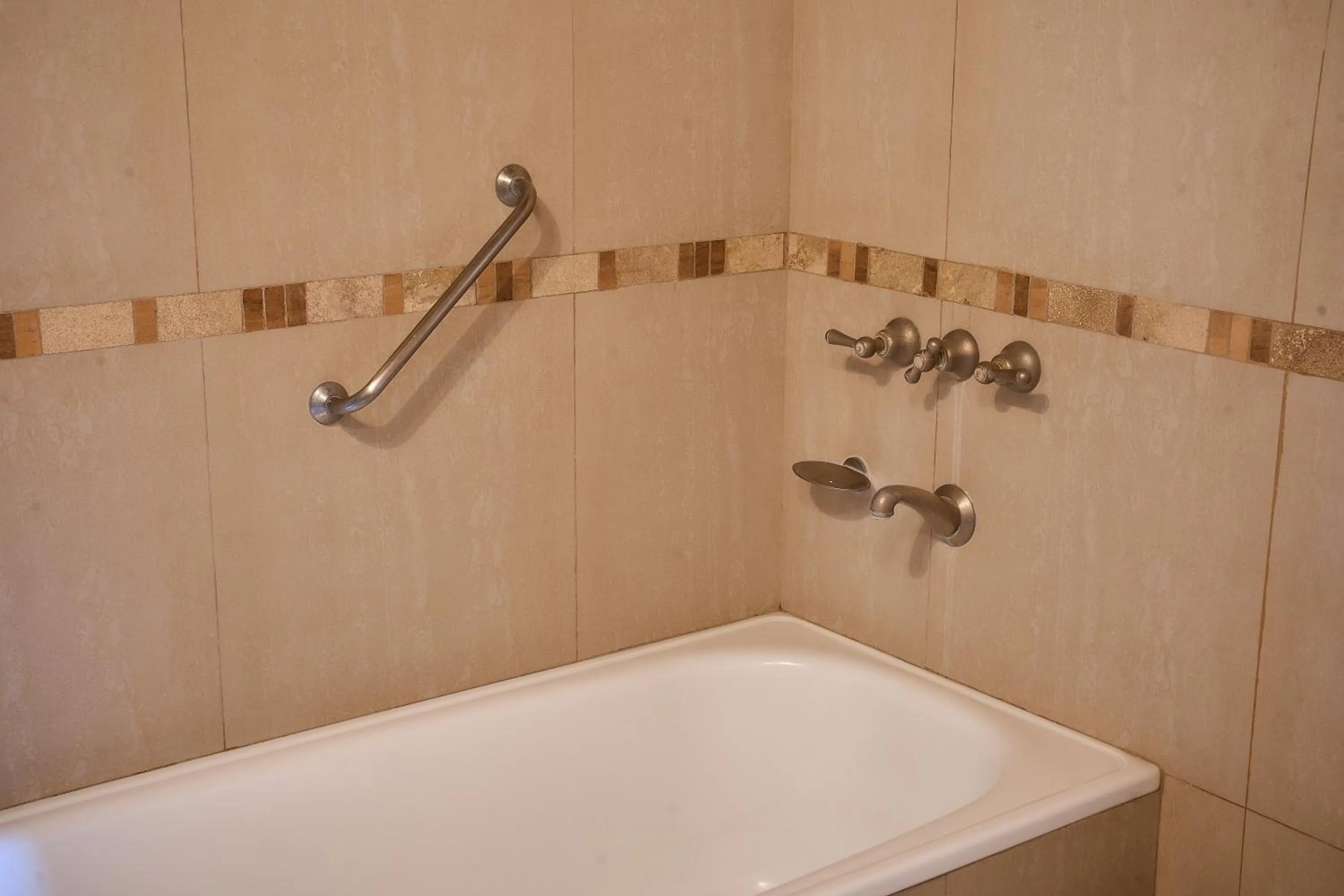 Shower in Hotel Catalinas Tucuman