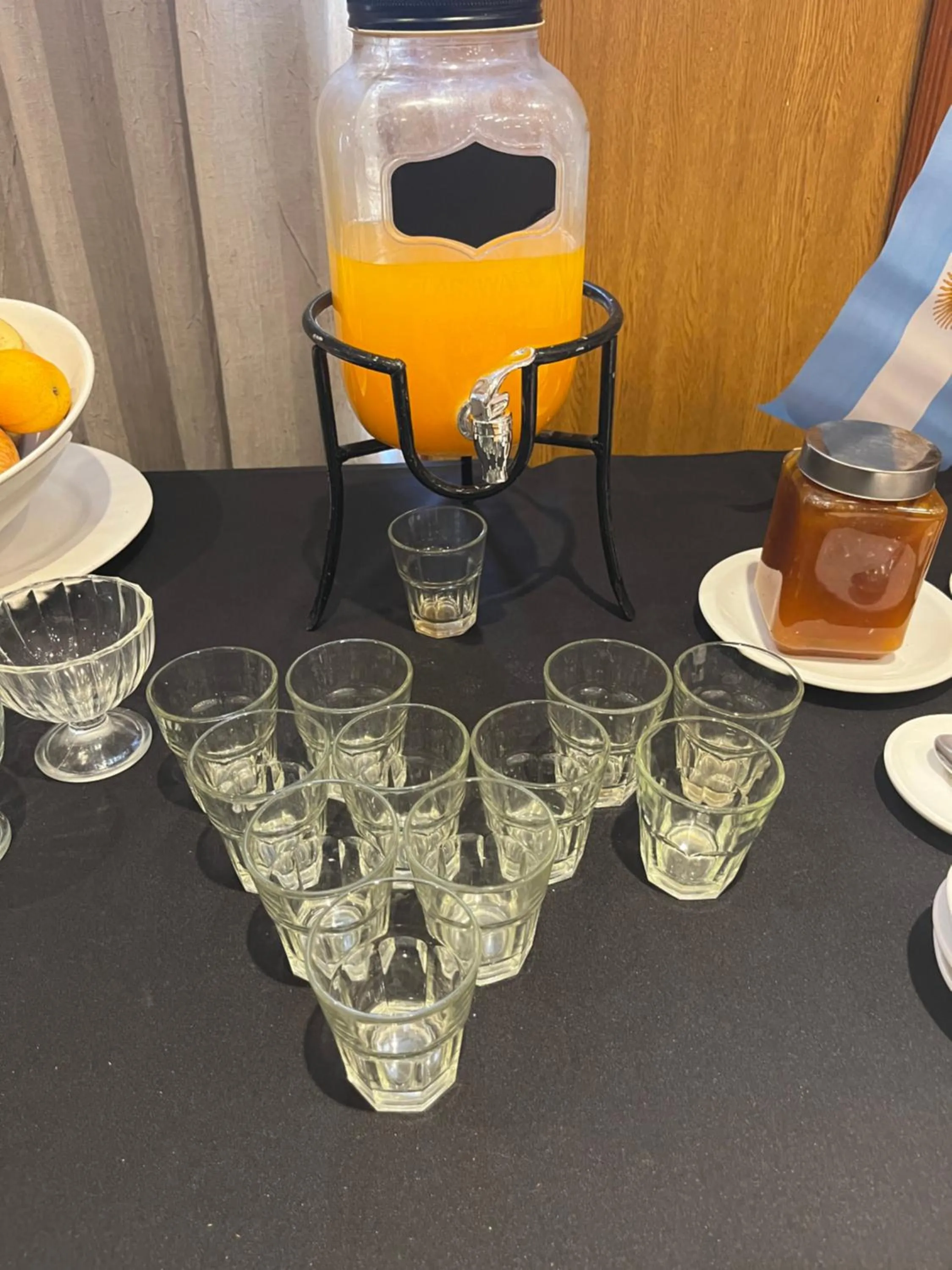 Restaurant/places to eat in Hotel Catalinas Tucuman