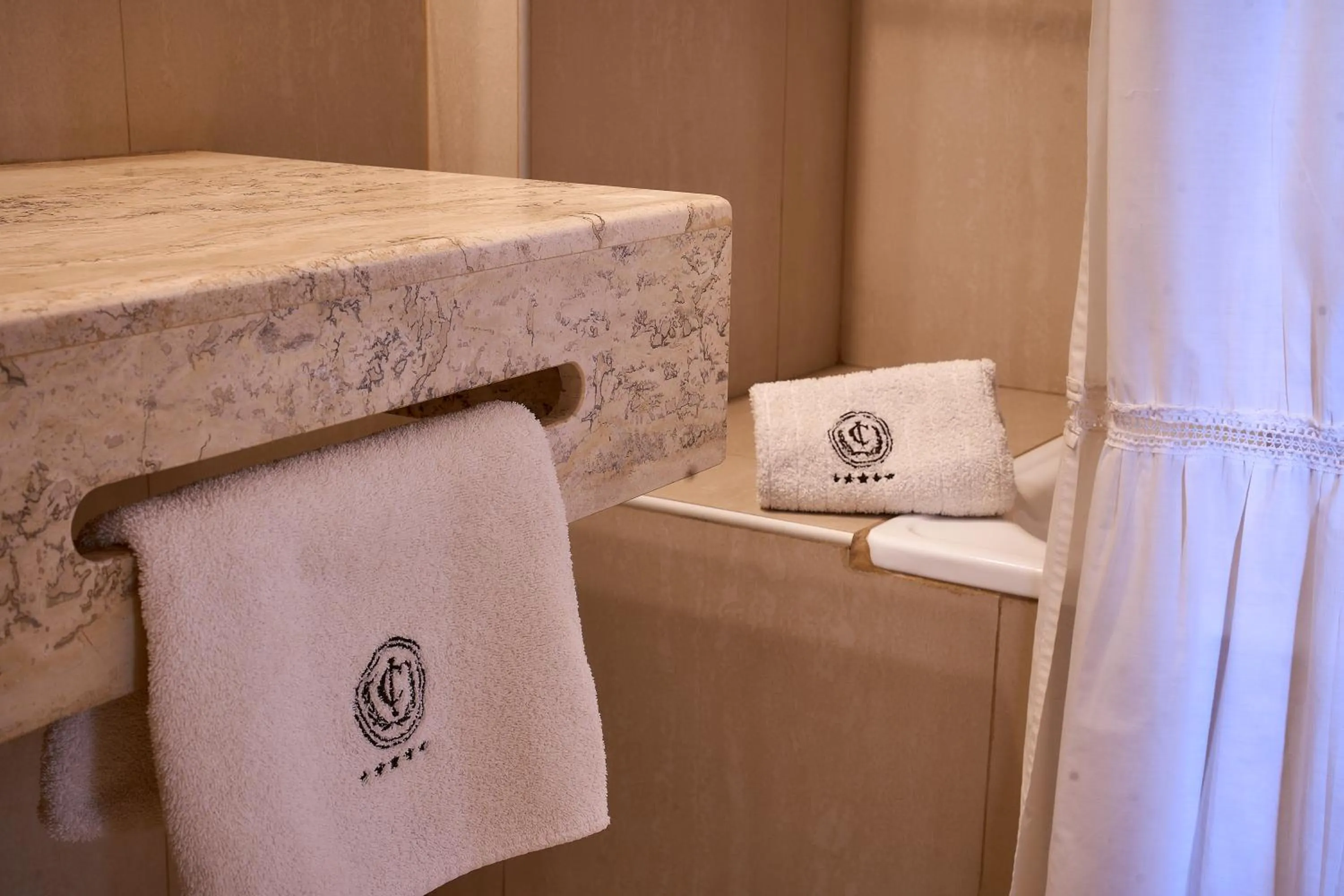 towels in Hotel Catalinas Tucuman