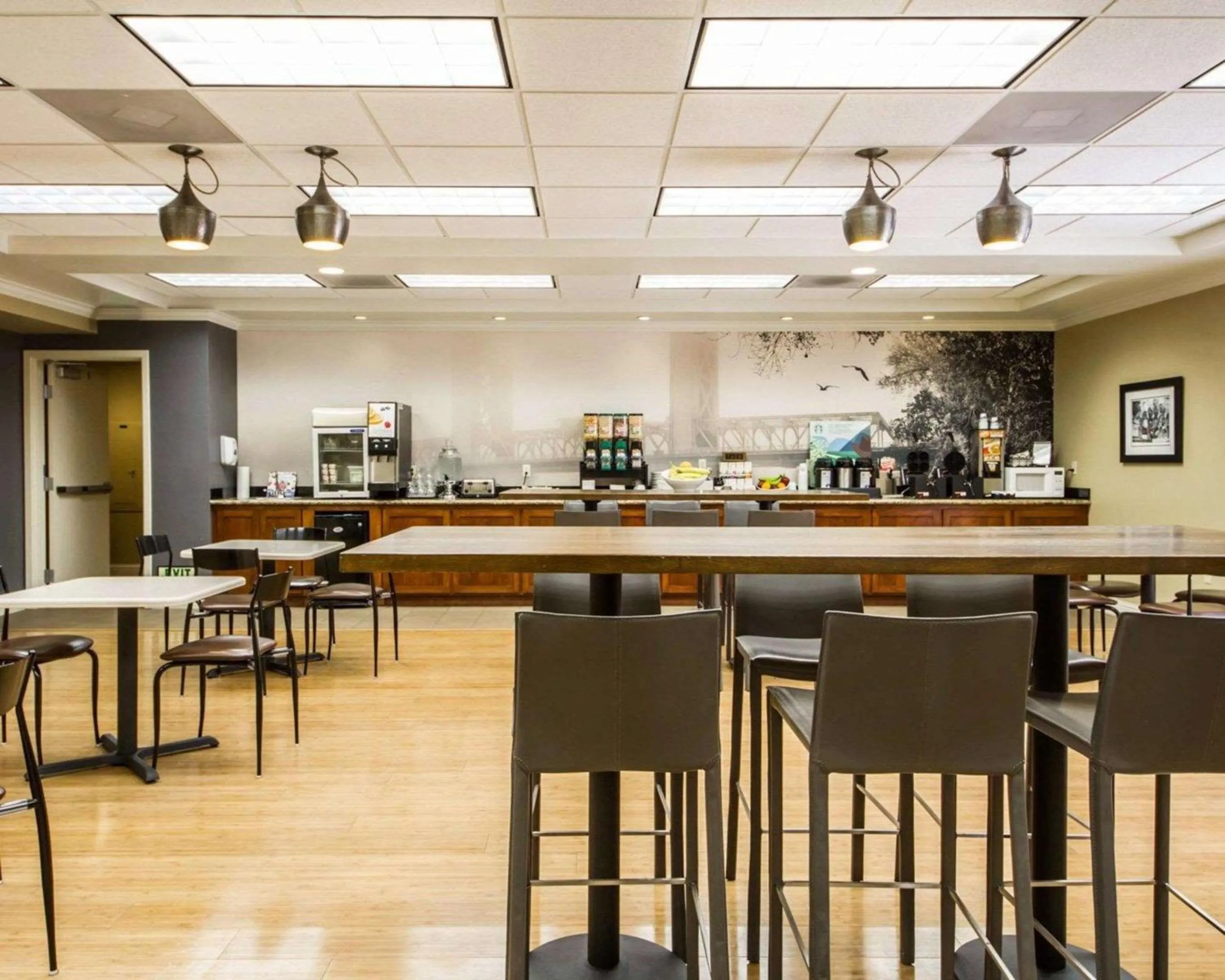 Breakfast in Hotel Med Park, an Ascend Collection Hotel