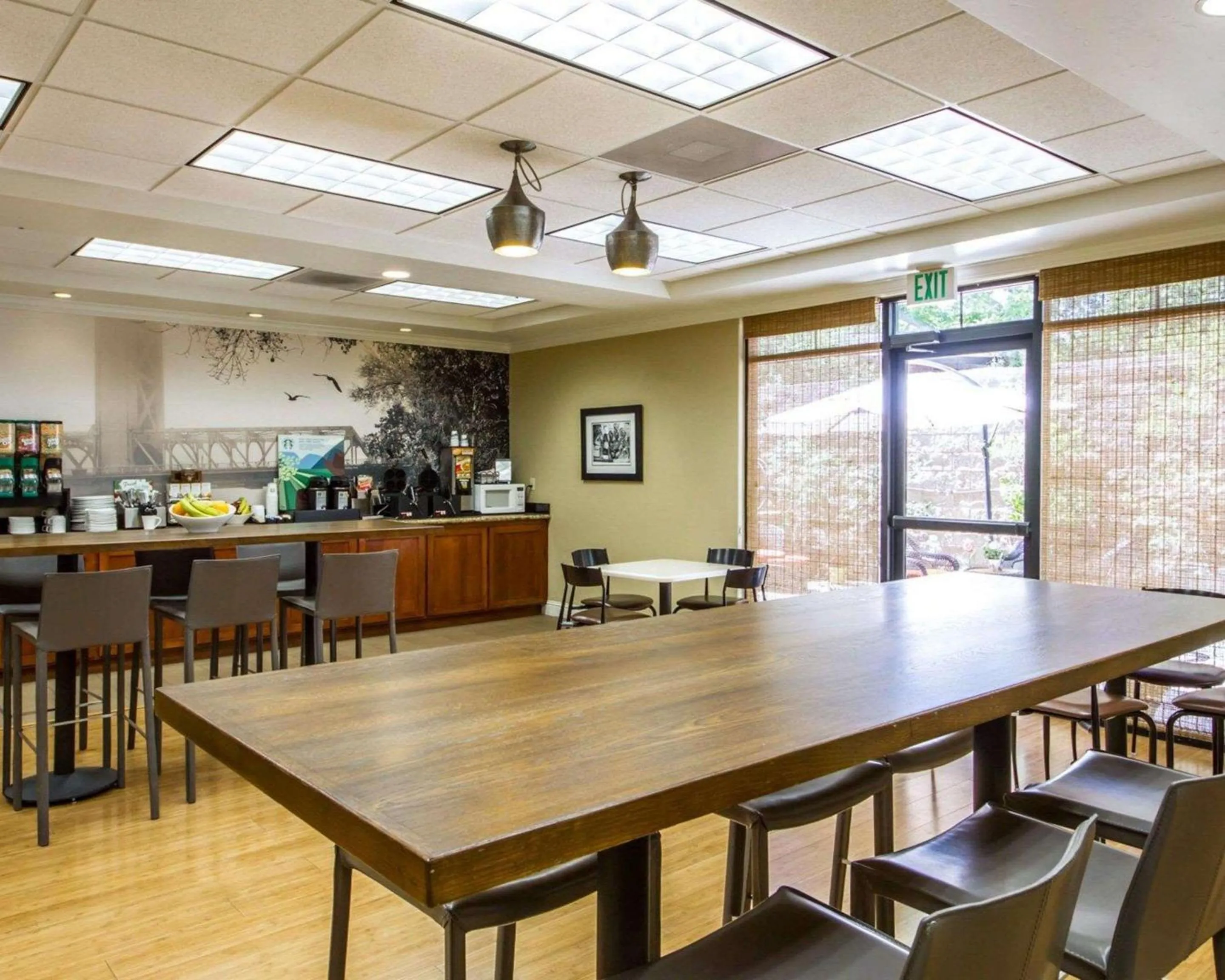 Breakfast in Hotel Med Park, an Ascend Collection Hotel