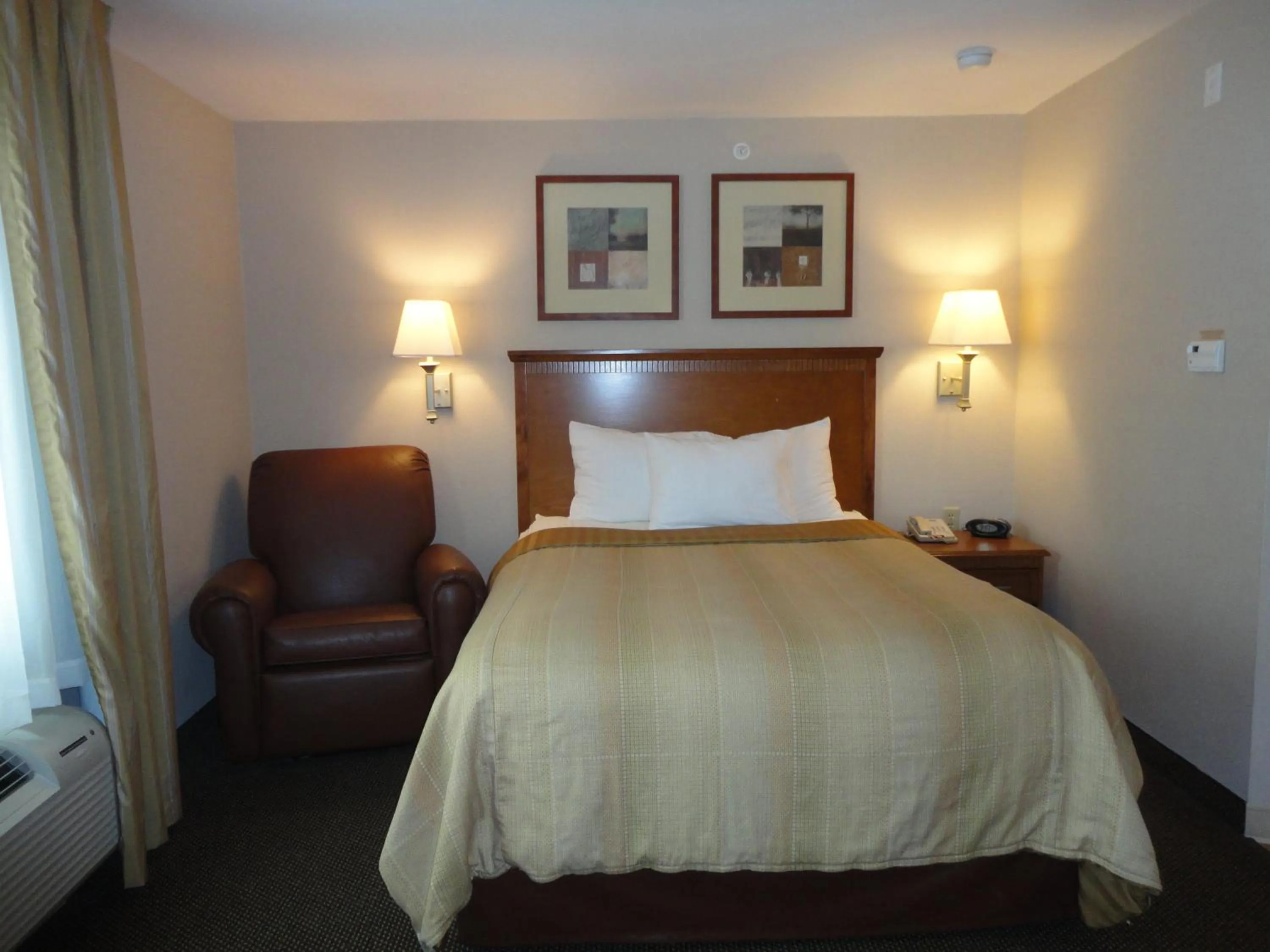 Photo of the whole room, Bed in Candlewood Suites San Antonio NW Near SeaWorld by IHG