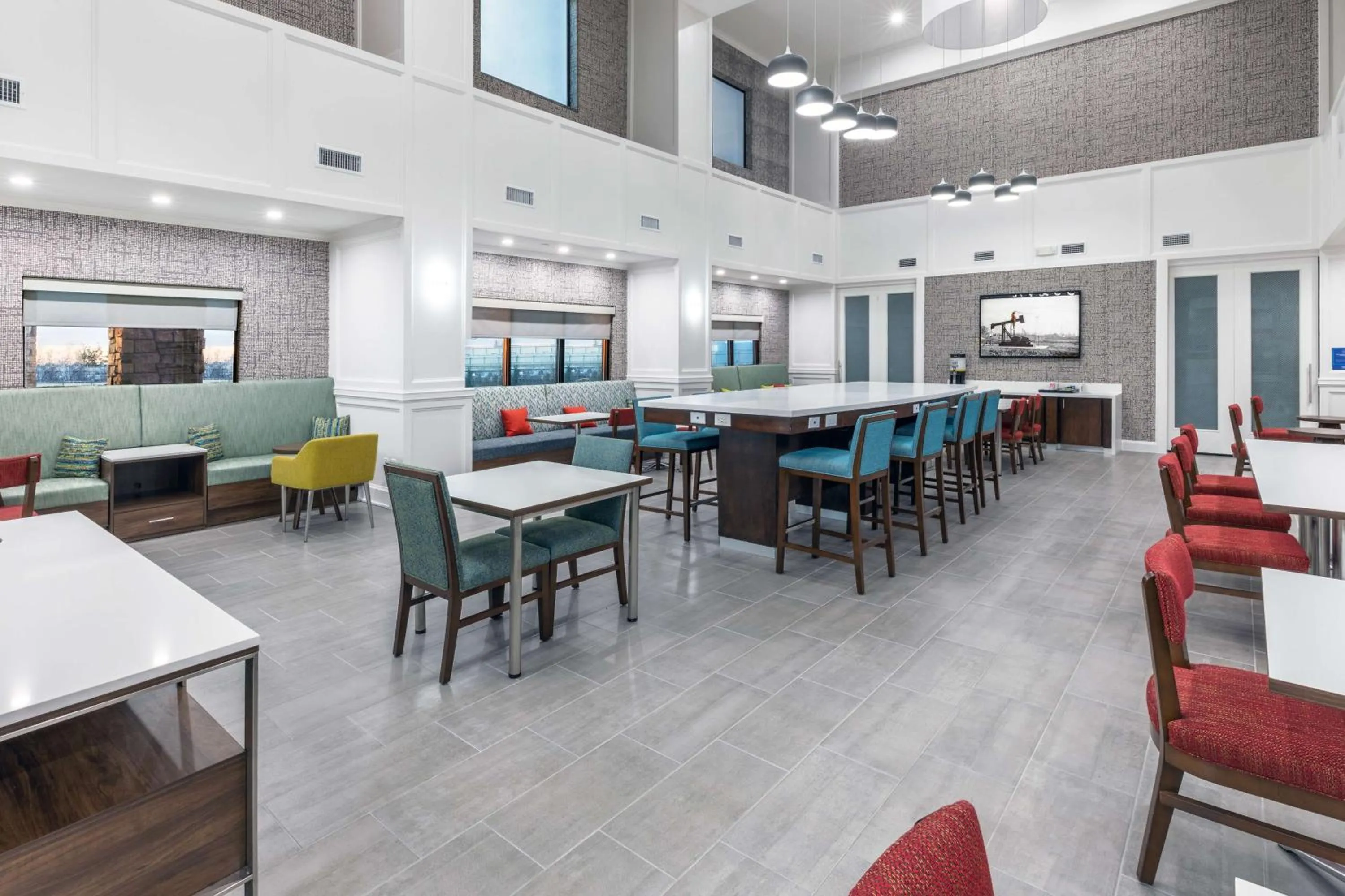 Lobby or reception in Hampton Inn & Suites Dallas I-30 Cockrell Hill, Tx