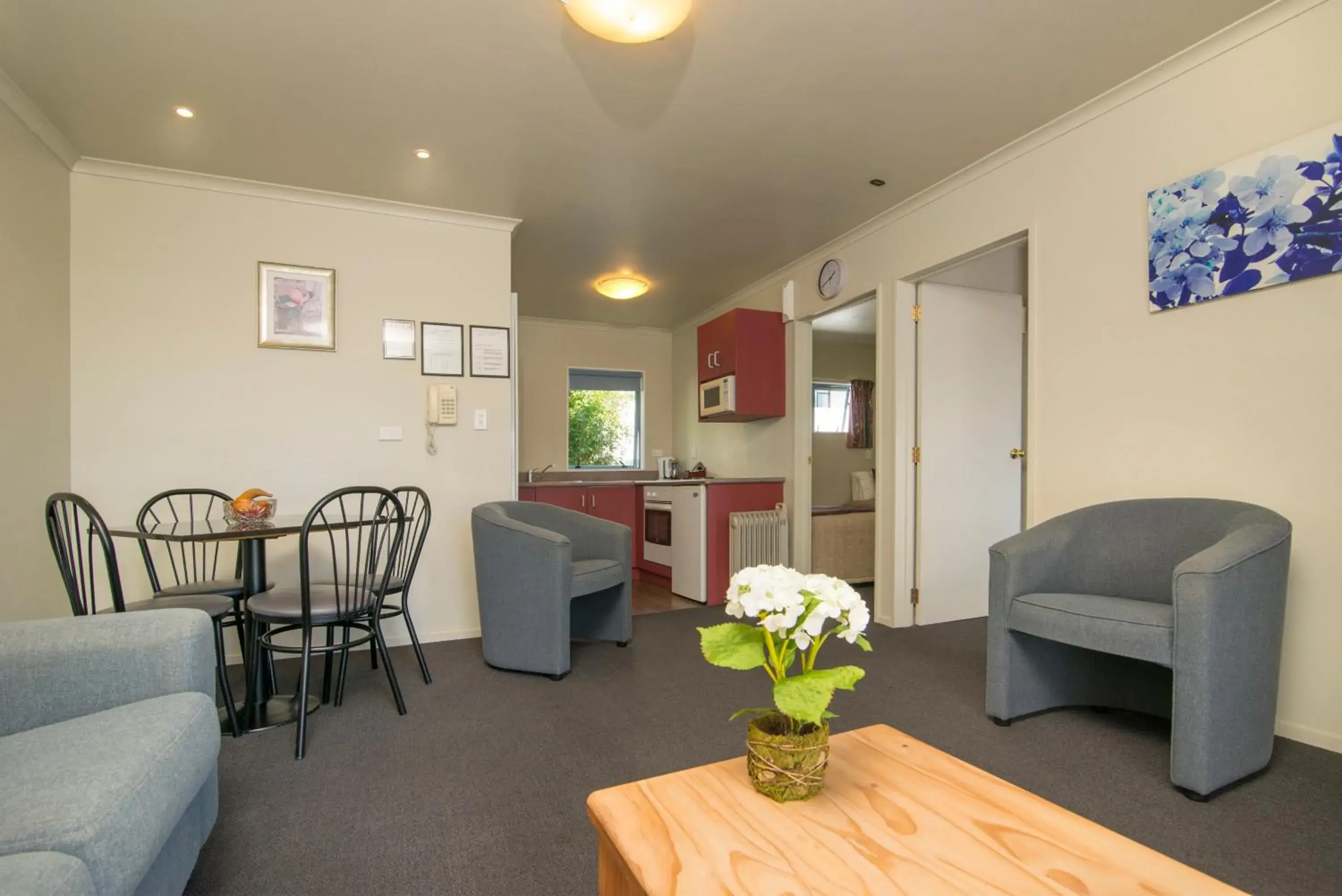 Two-Bedroom Apartment in Aldan Lodge Two-Bedroom Apartment in Aldan Lodge