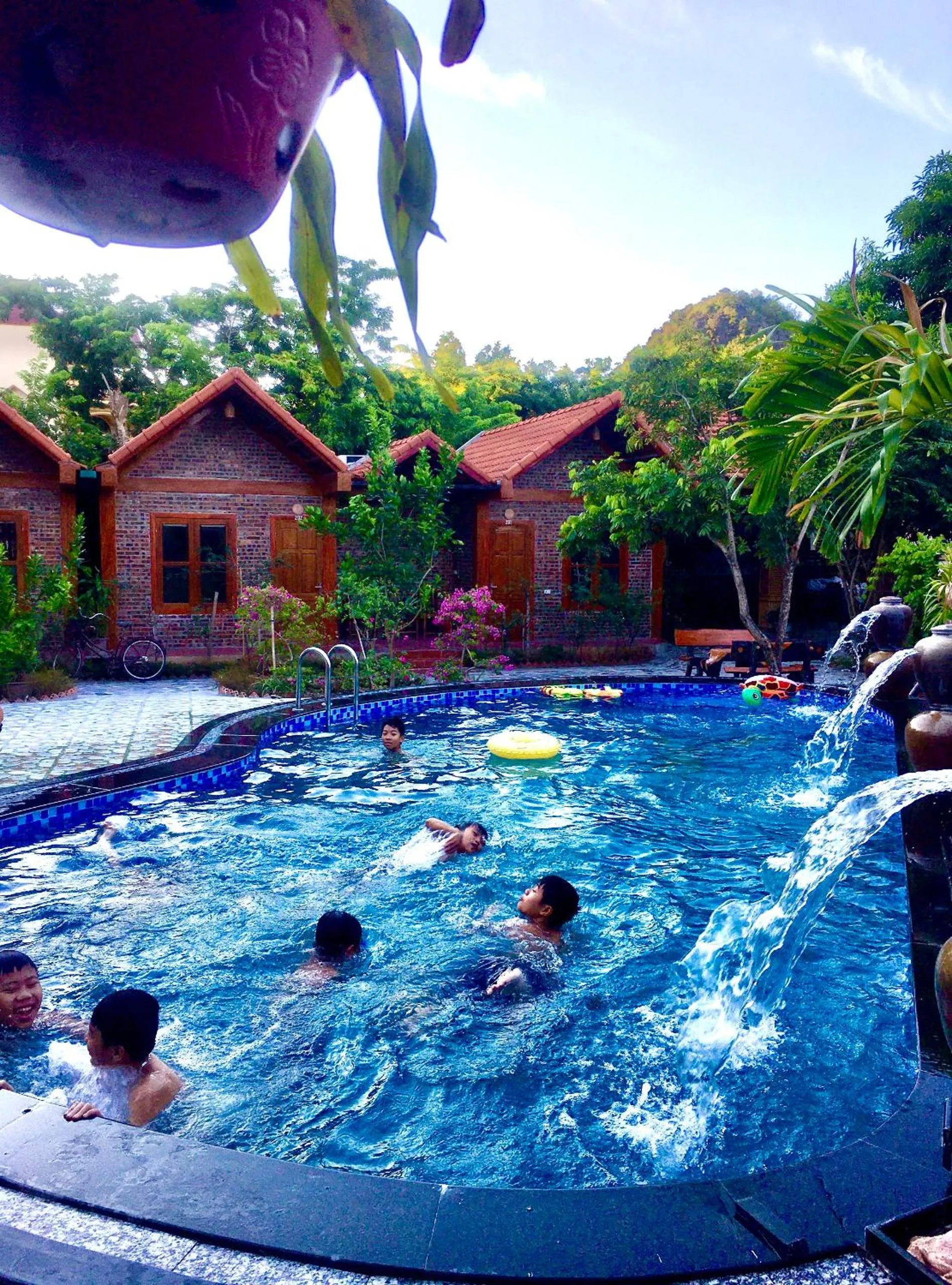 Swimming pool in Tam Coc Thanh Dat Homestay