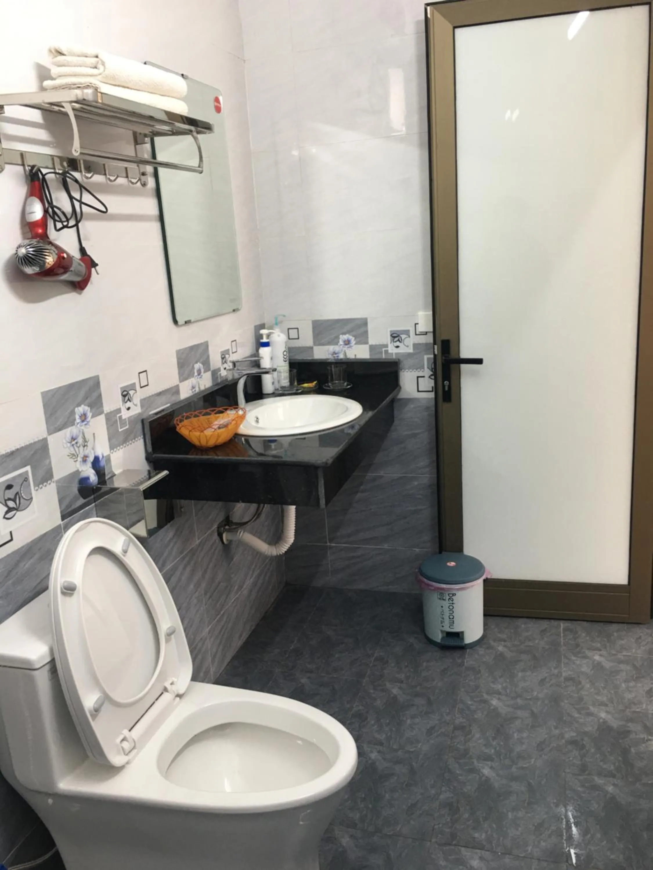 Toilet in Tam Coc Thanh Dat Homestay