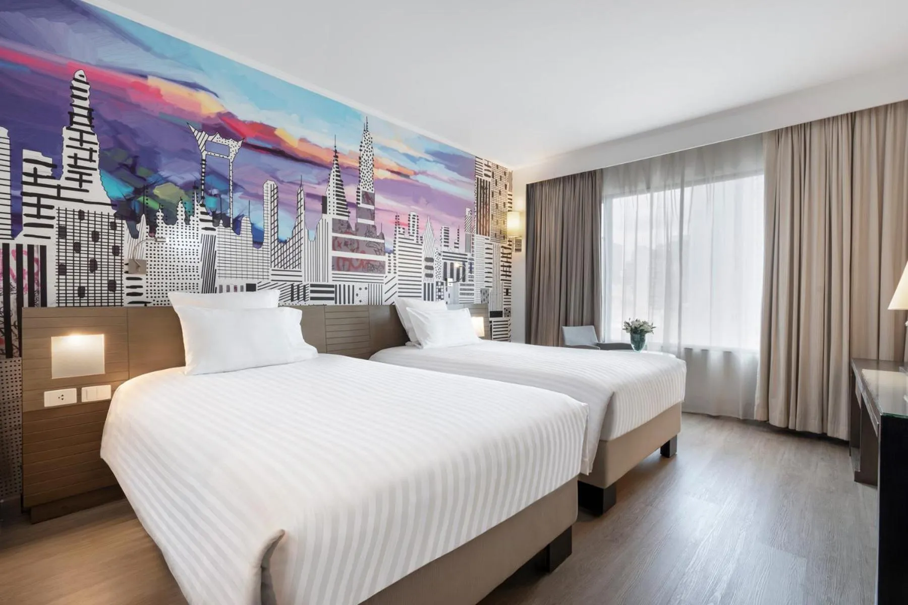 Bedroom, Bed in Novotel Bangkok on Siam Square