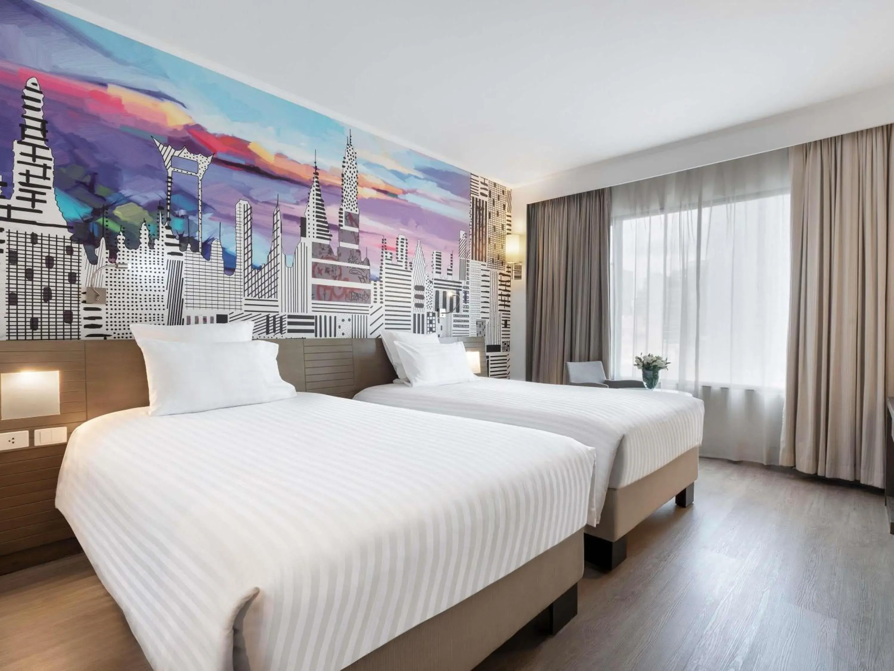 Superior Twin Room in Novotel Bangkok on Siam Square Superior Twin Room in Novotel Bangkok on Siam Square