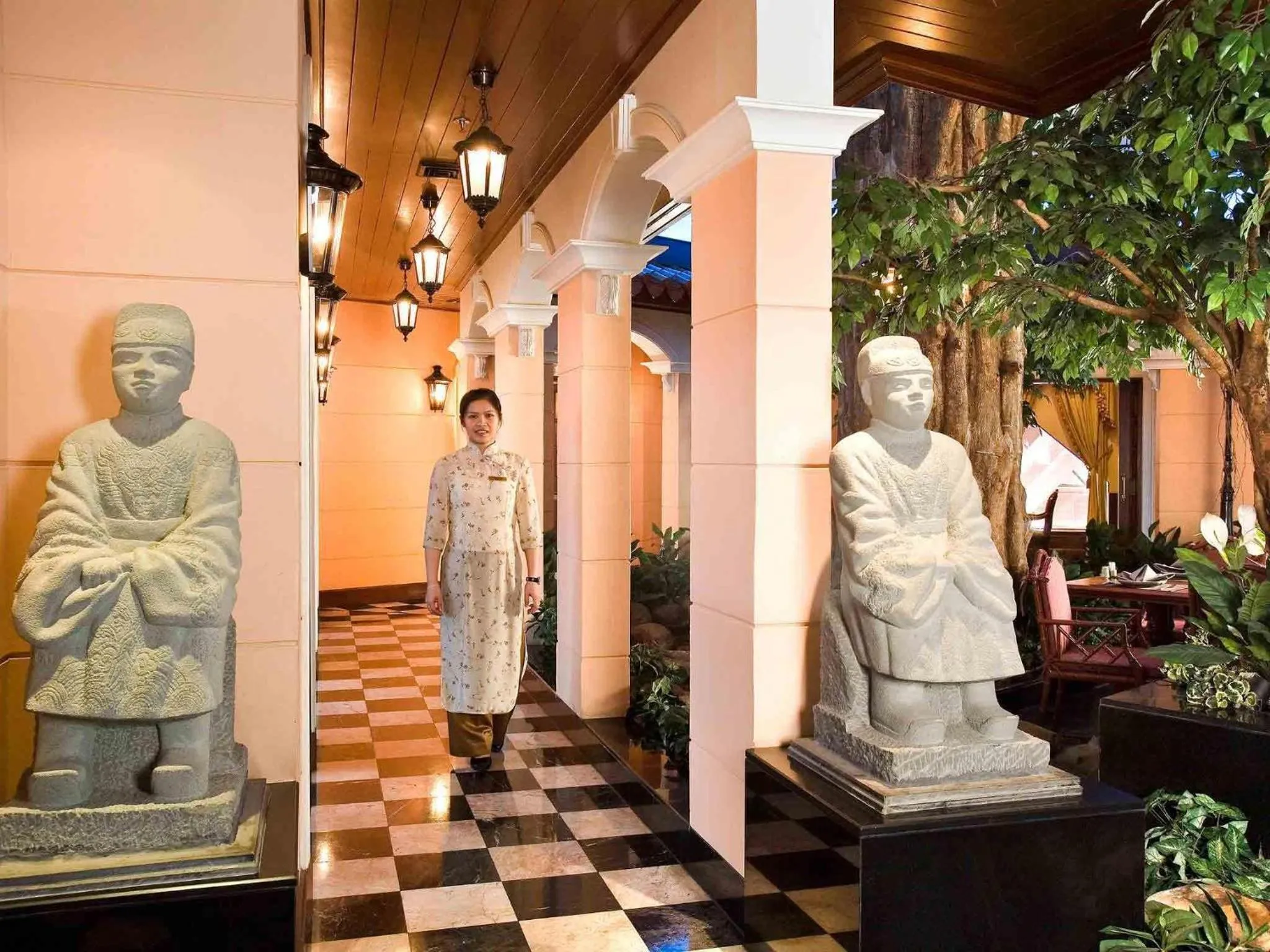 Restaurant/places to eat in Pullman Khon Kaen Raja Orchid