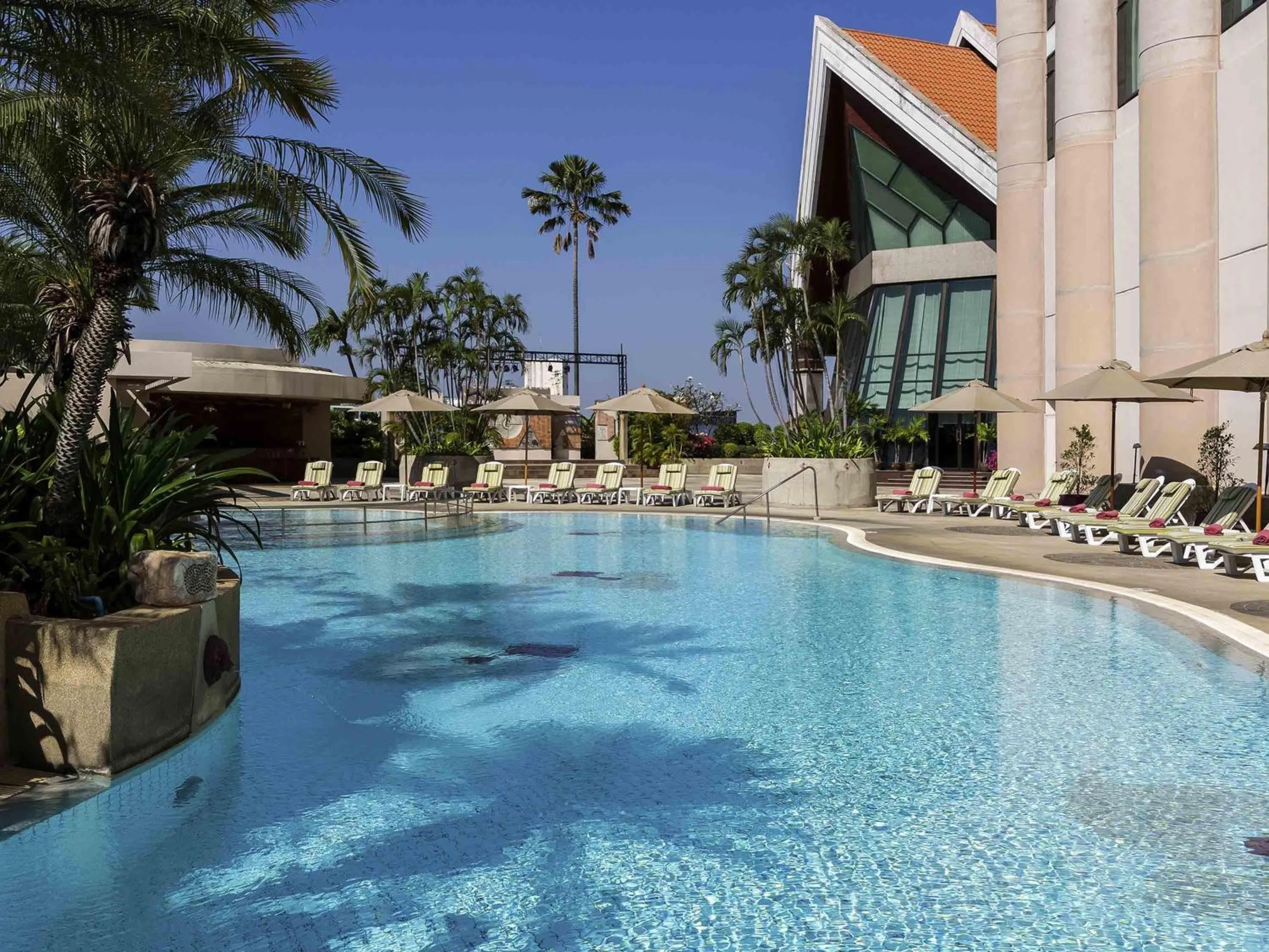 Pool view in Pullman Khon Kaen Raja Orchid