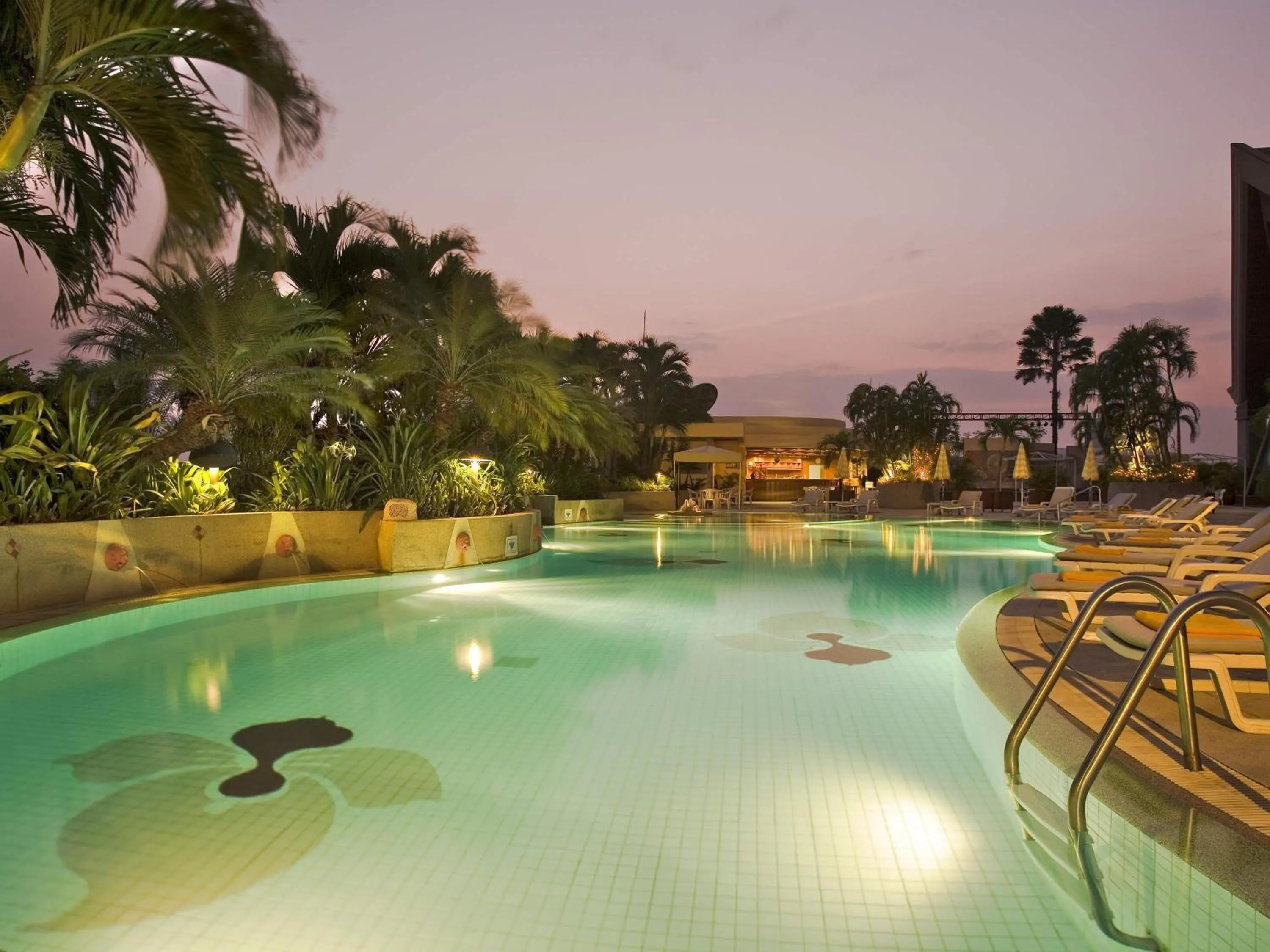Pool view in Pullman Khon Kaen Raja Orchid