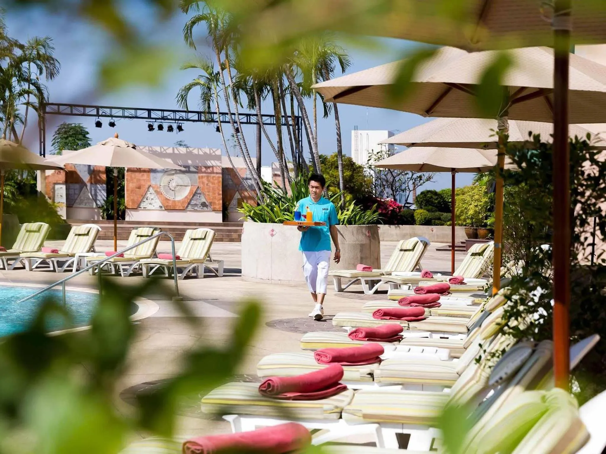 Lounge or bar in The Heritage Grand Khon Kaen Hotel and Convention