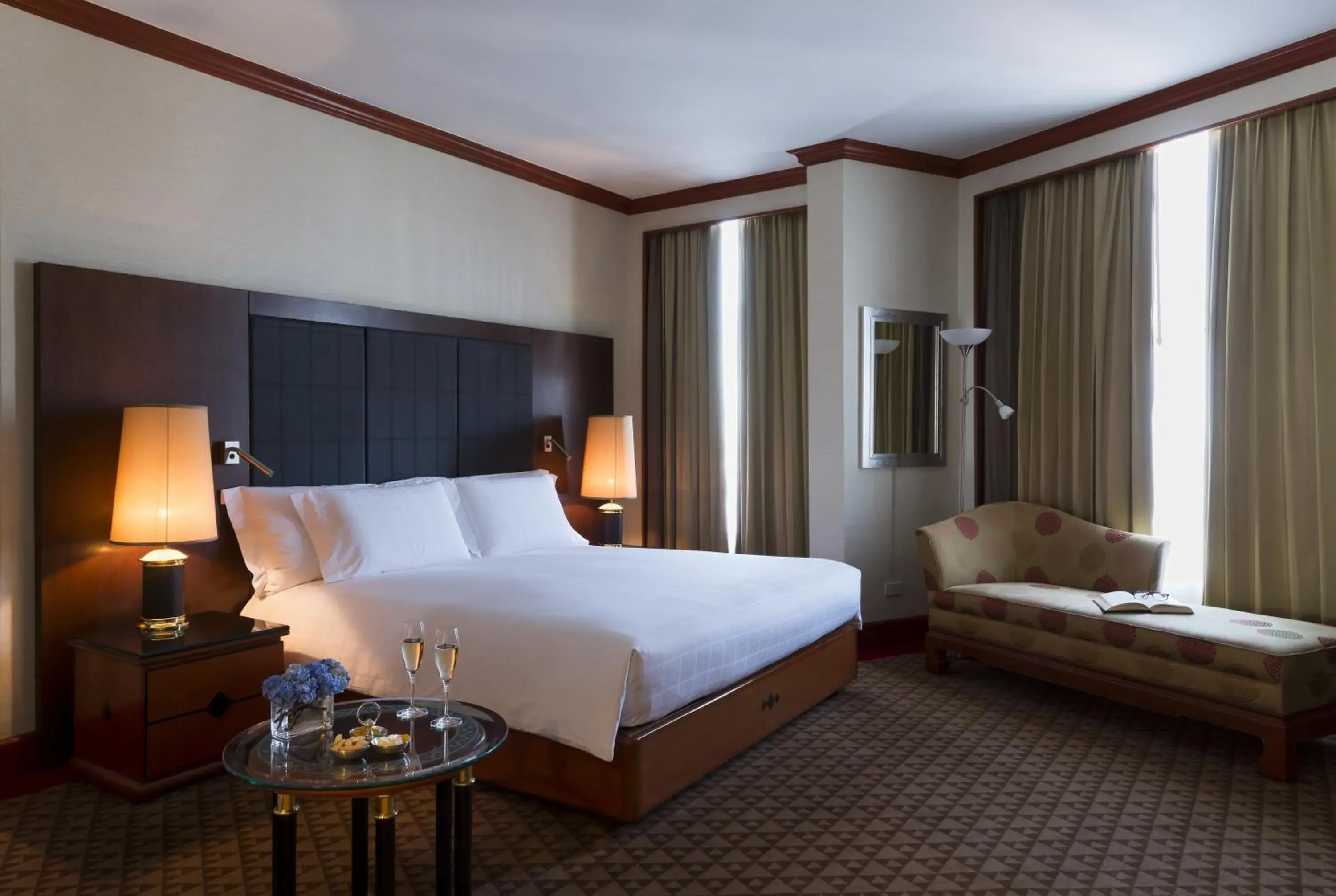 Deluxe King Room in Pullman Khon Kaen Raja Orchid Deluxe King Room in Pullman Khon Kaen Raja Orchid