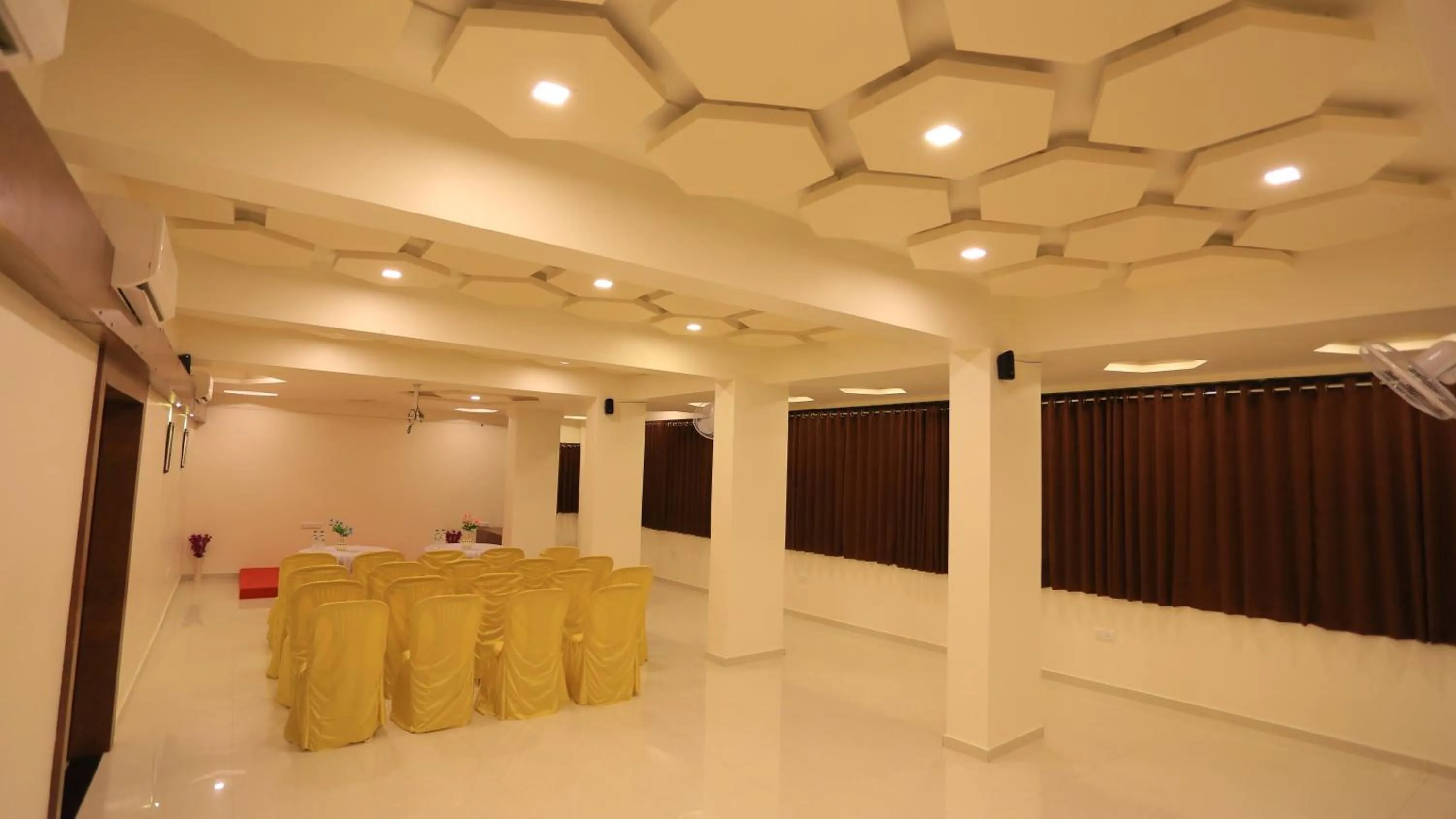 Banquet/Function facilities in The Grand Raveta