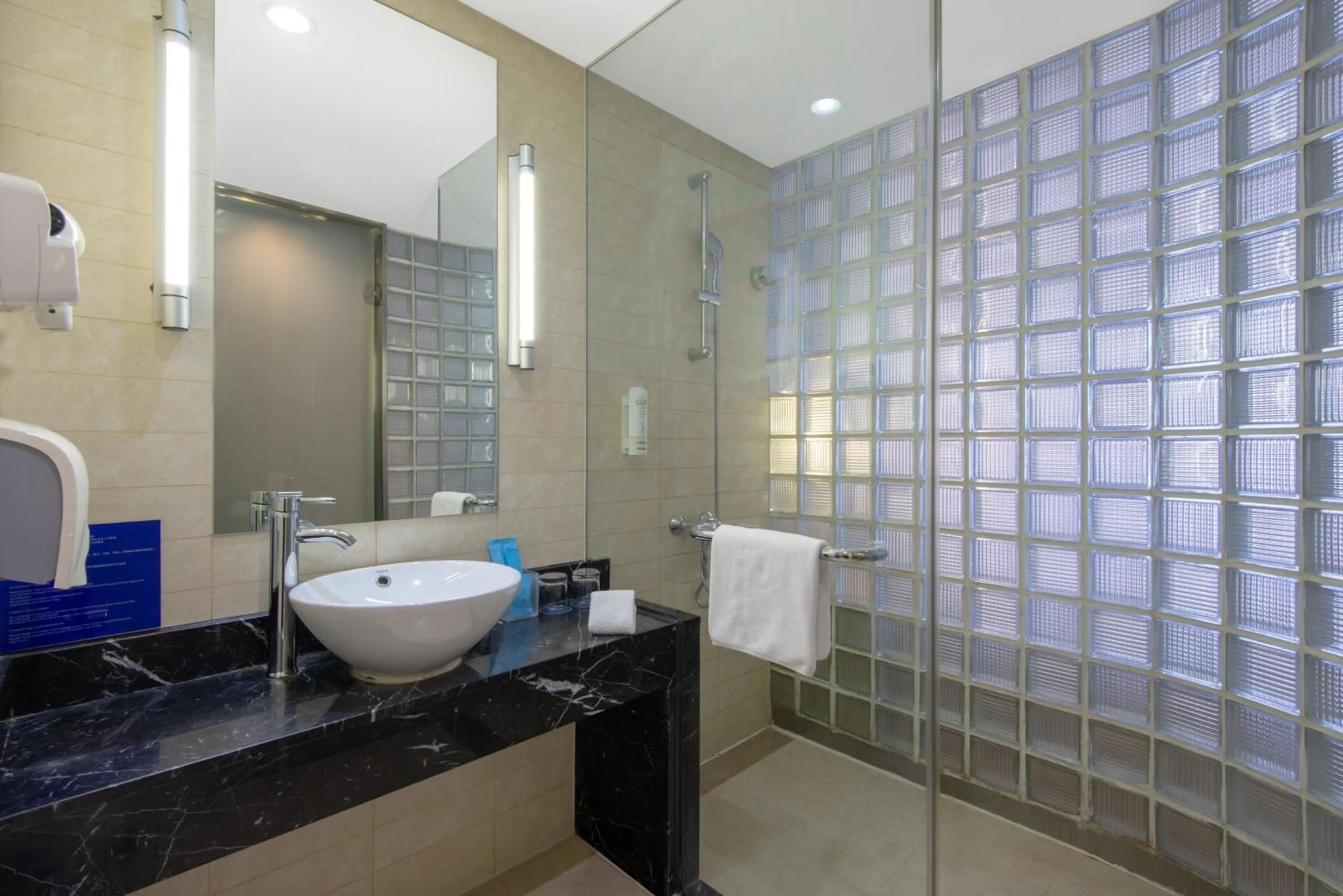 Bathroom in Holiday Inn Express Suzhou Changjiang by IHG