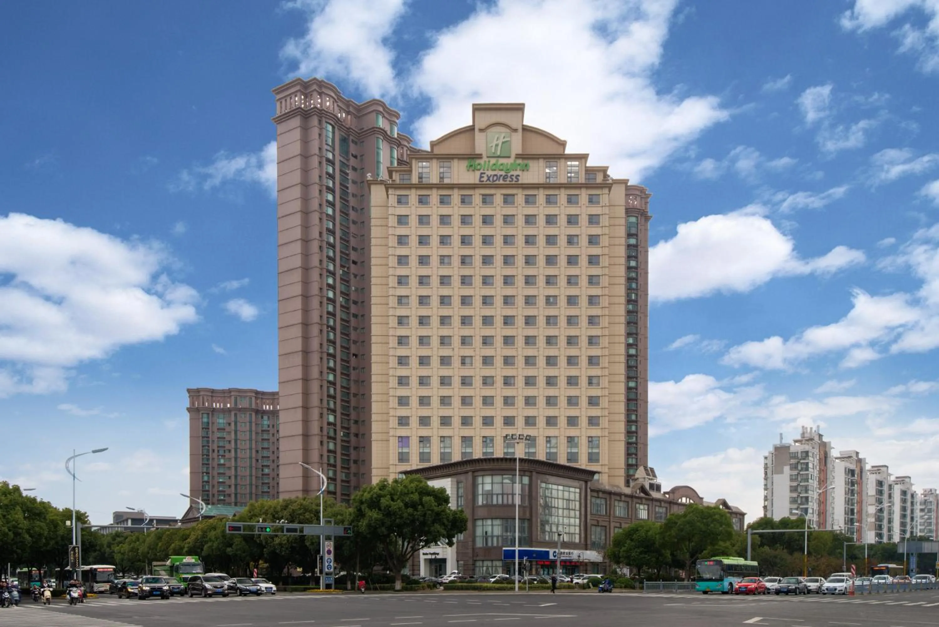 Property building in Holiday Inn Express Suzhou Changjiang by IHG