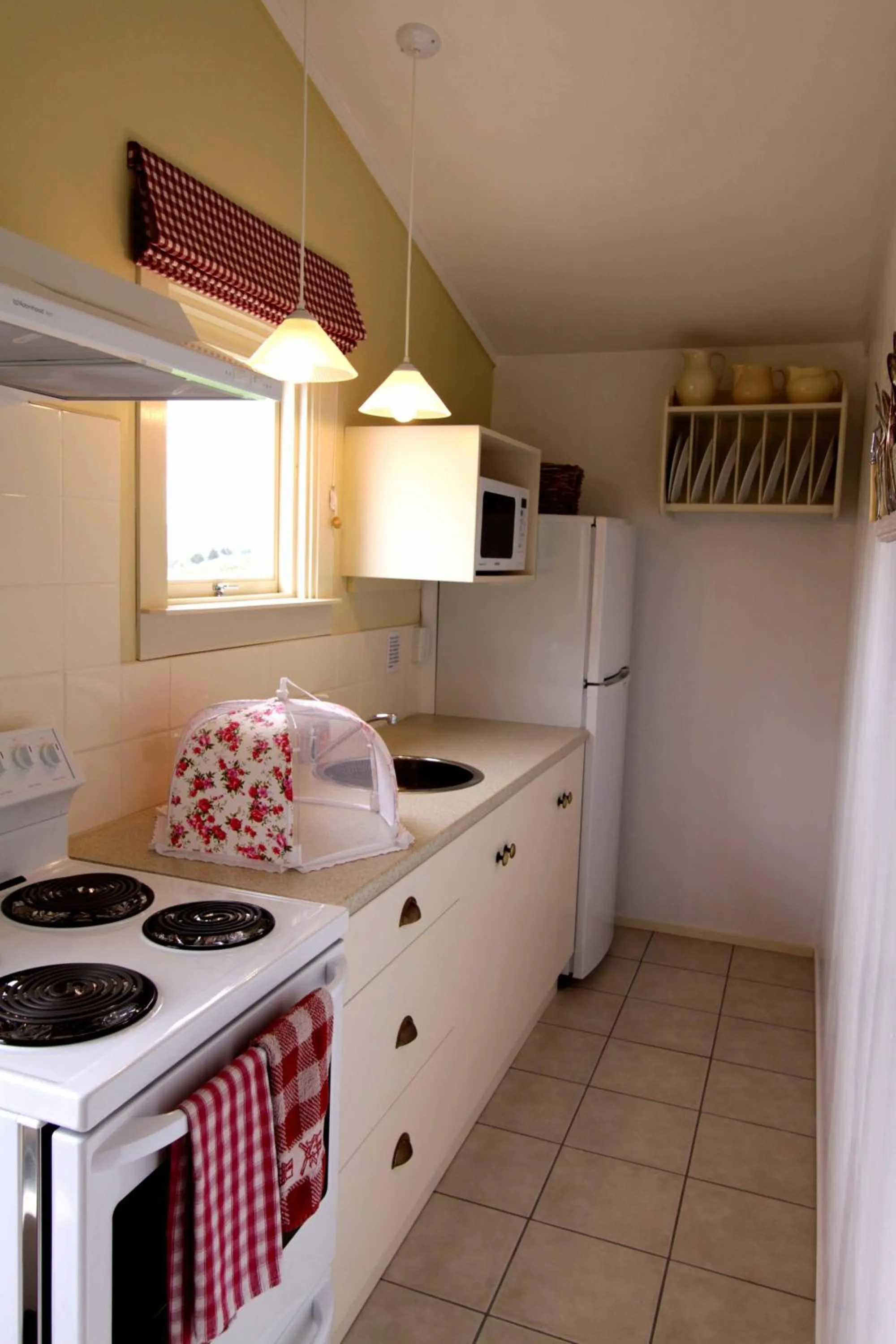 Kitchen or kitchenette, Kitchen/Kitchenette in B&B Blossom Cottage