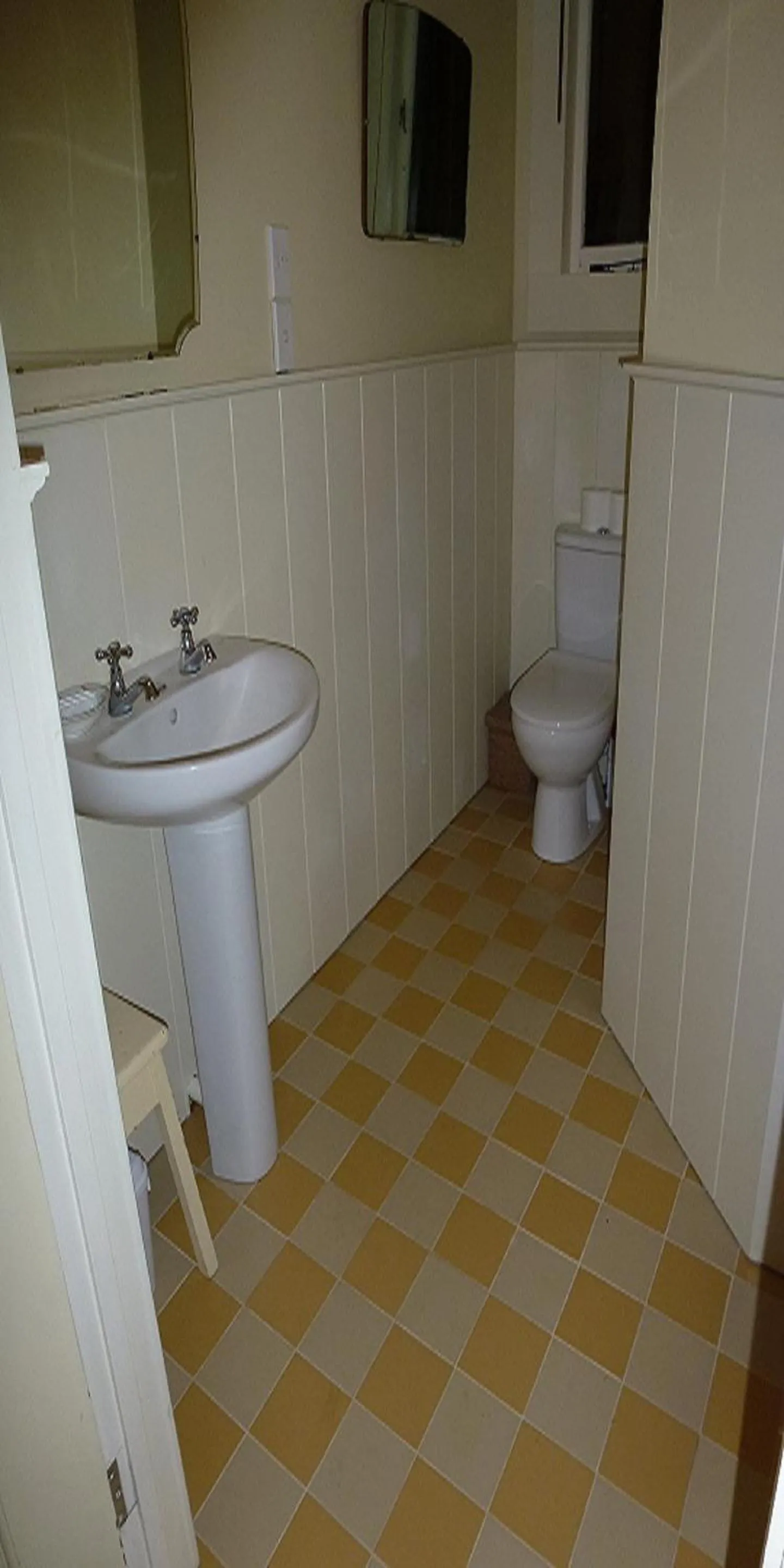 Bathroom in B&B Blossom Cottage