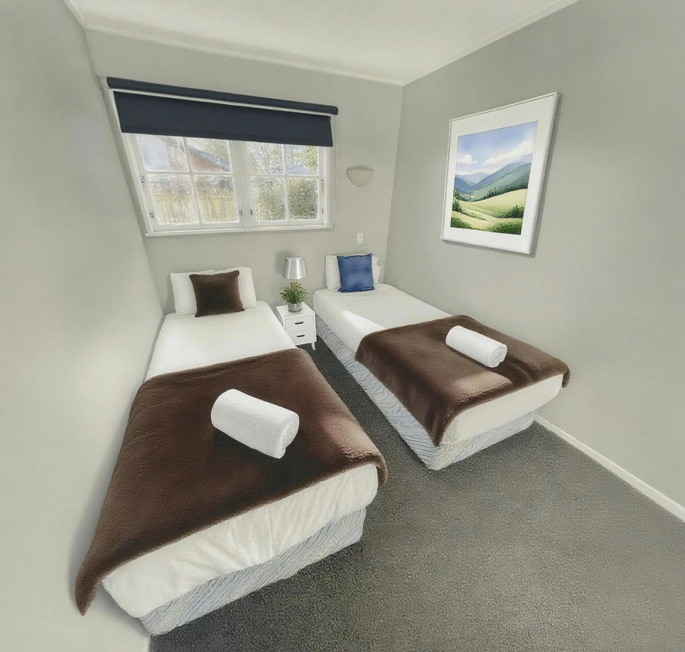 Bed in Boundary Court Motor Inn