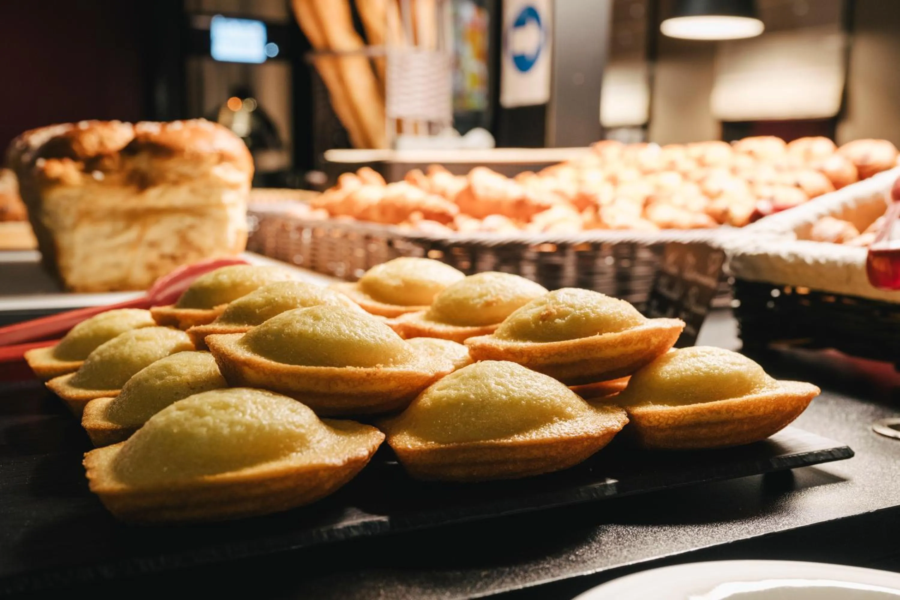 Breakfast in Ibis Rouen Centre Rive Gauche Mermoz