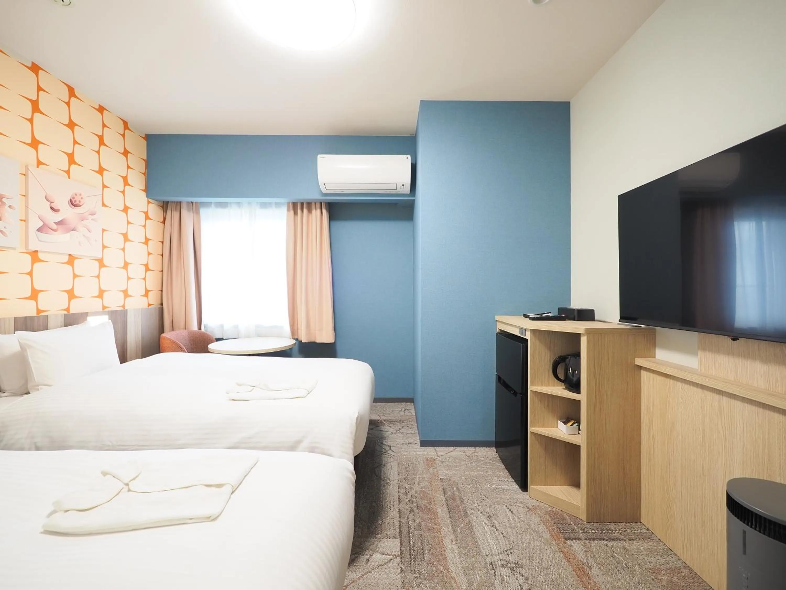 Photo of the whole room in Hiyori Hotel Osaka Suminoe-koen Station -formerly Osaka Joytel Hotel